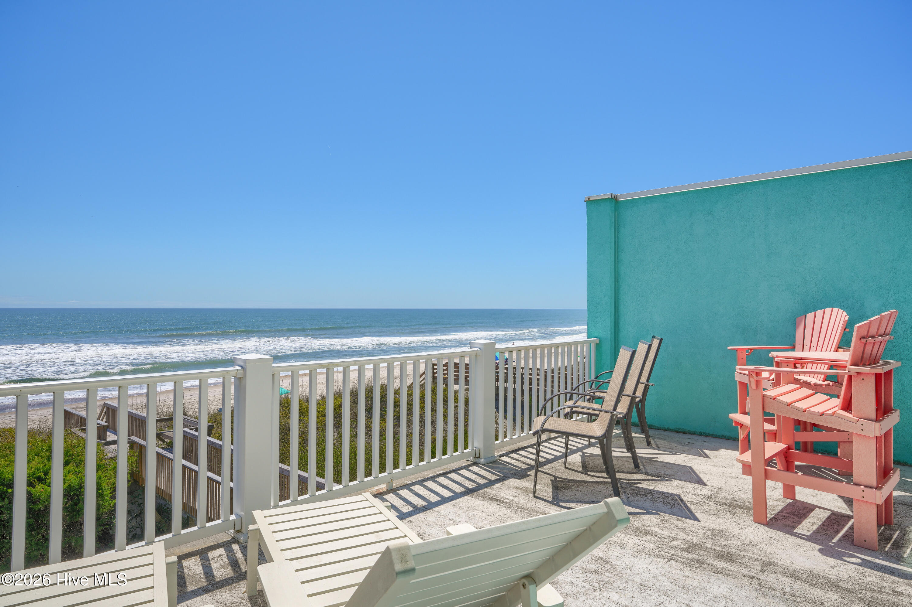 3976 Island Drive Property Photo 14