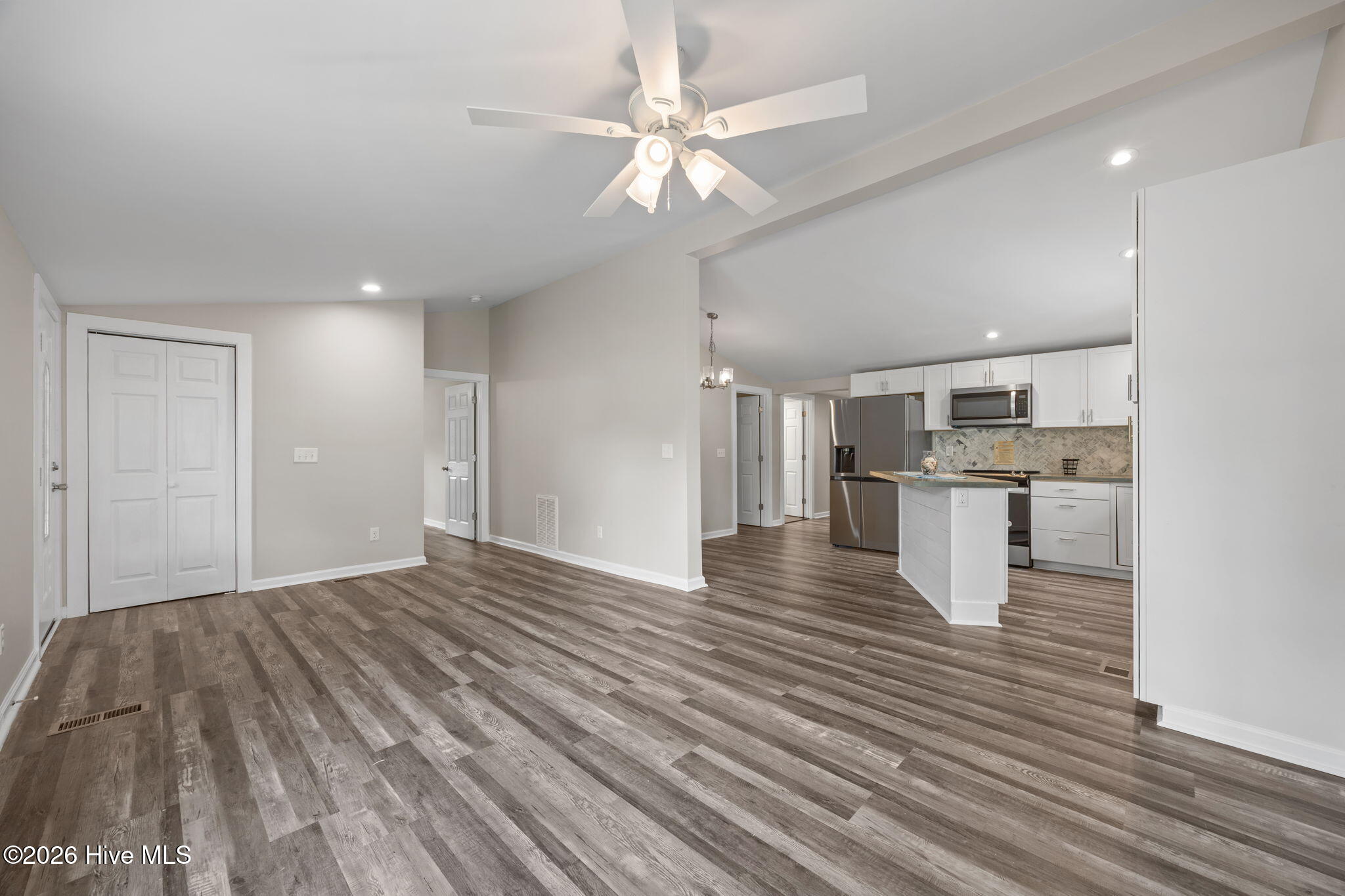 108 Park Avenue Property Photo 4