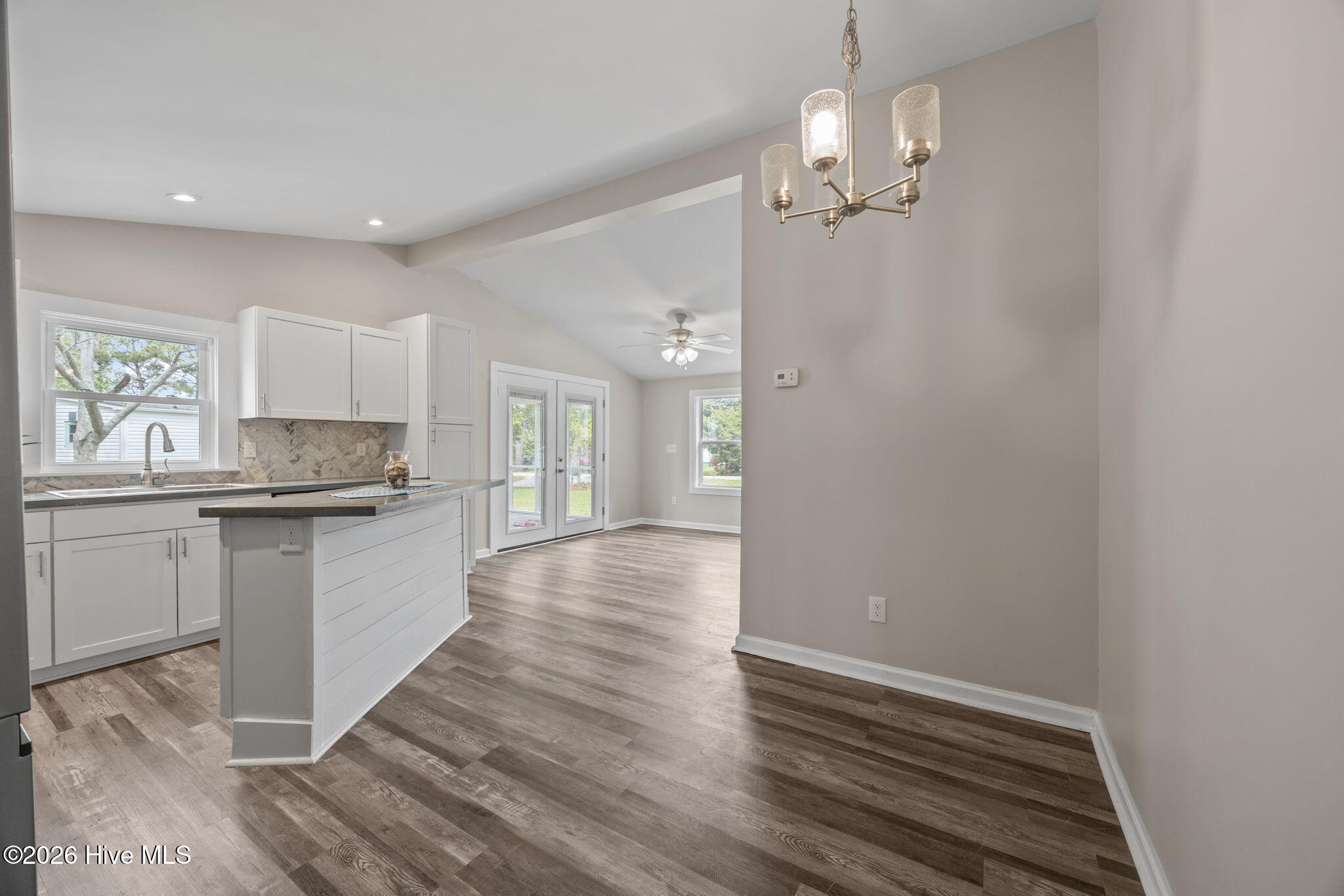 108 Park Avenue Property Photo 14