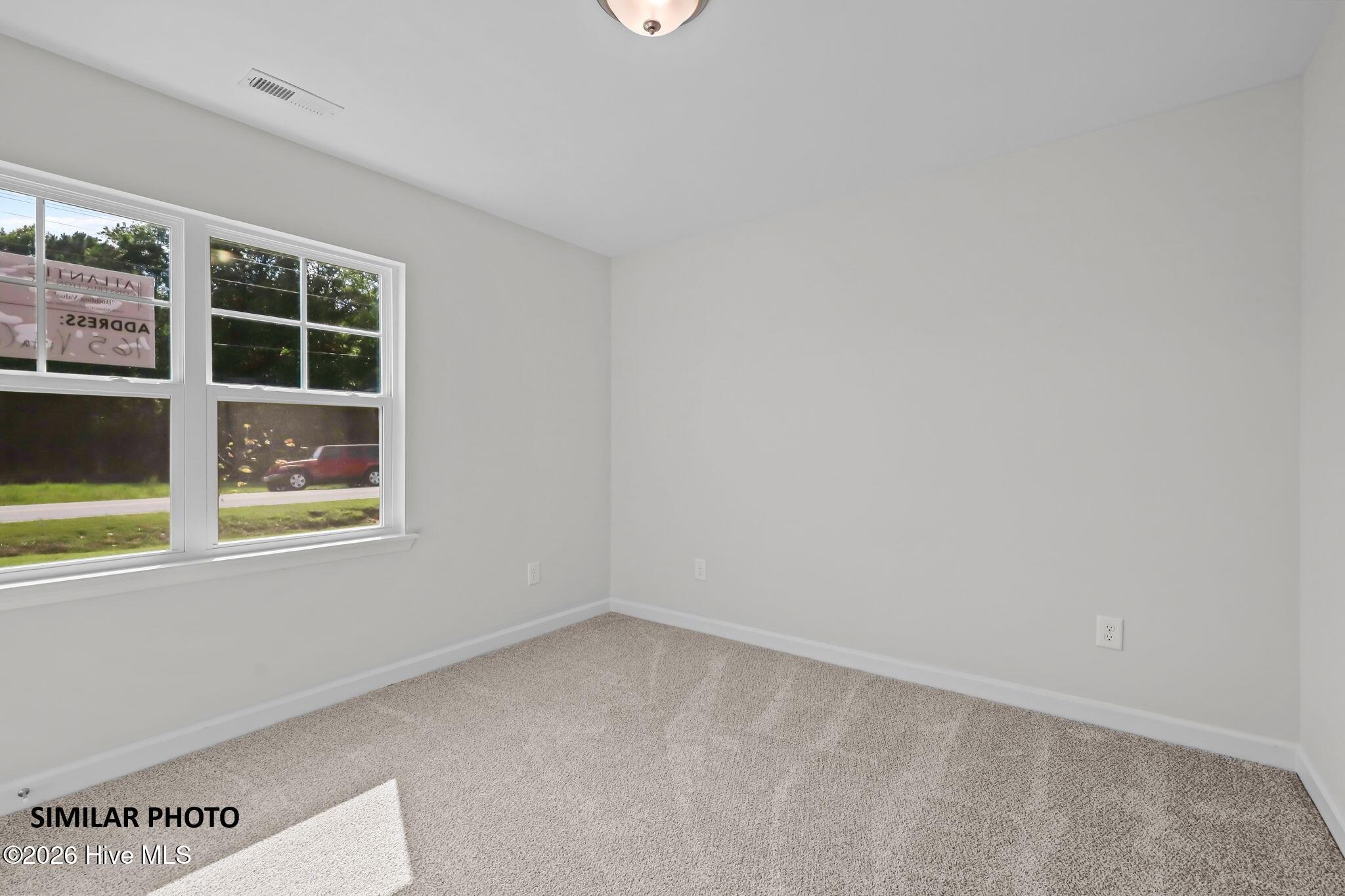 123 Woodford Drive #243 Property Photo 10