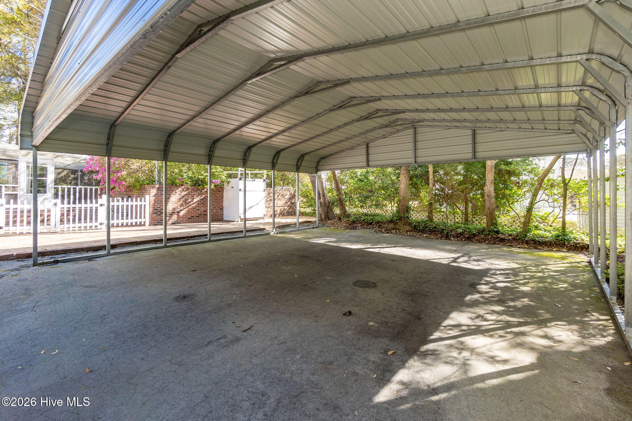 428 Holly Street Property Photo 6