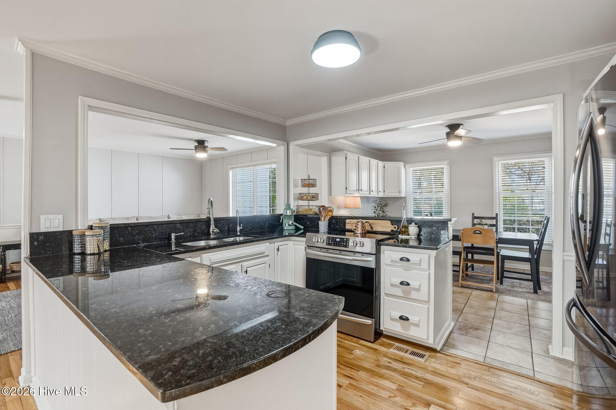 428 Holly Street Property Photo 17