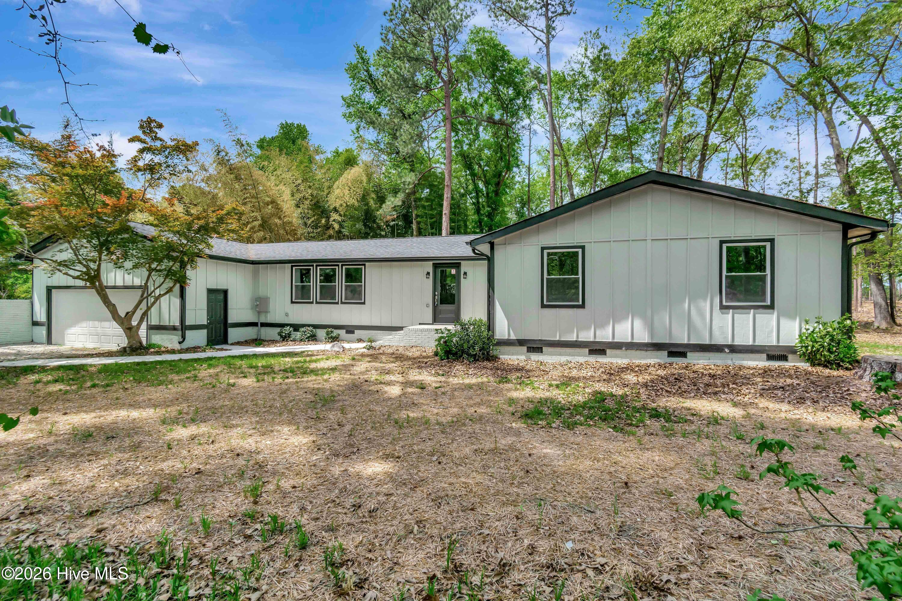 12680 Donna Drive Property Photo 3