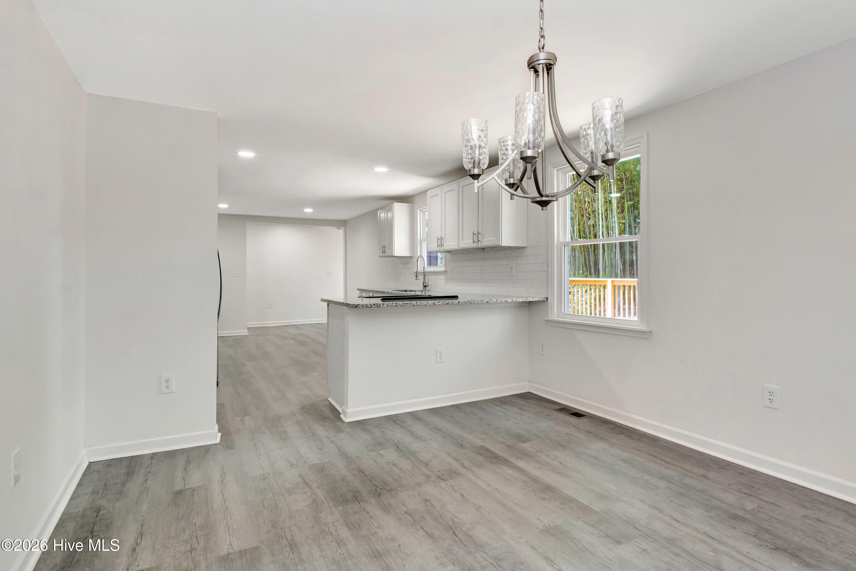 12680 Donna Drive Property Photo 13