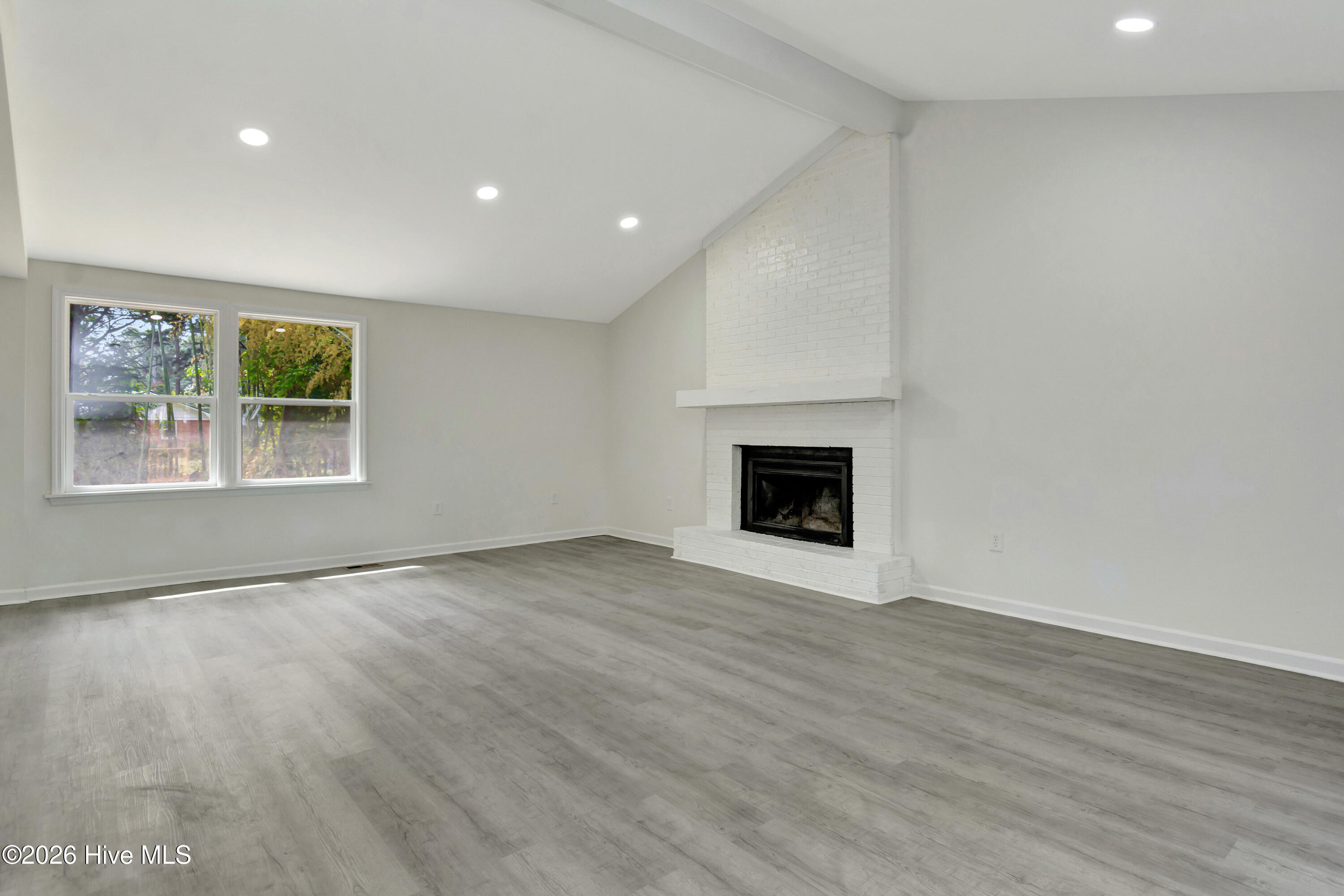12680 Donna Drive Property Photo 14