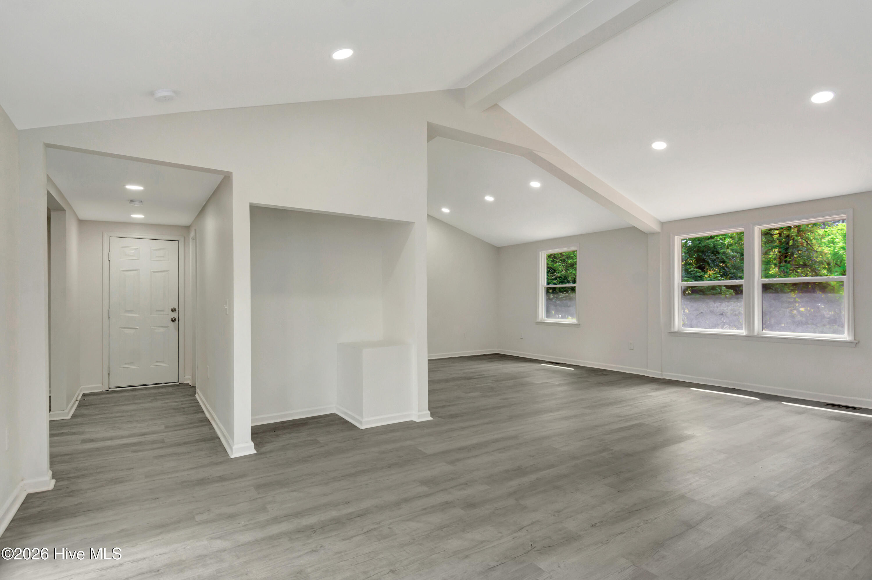 12680 Donna Drive Property Photo 18