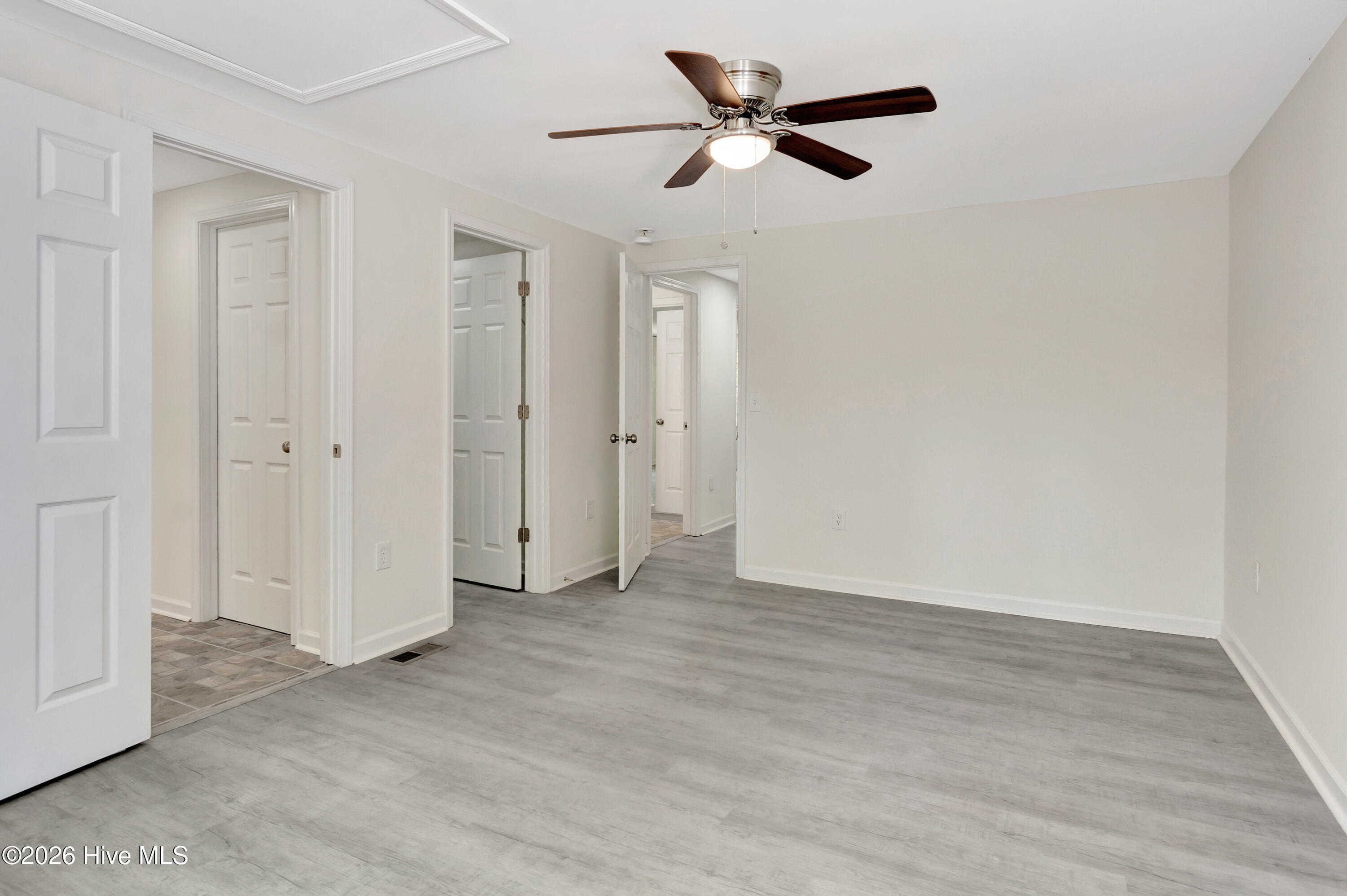 12680 Donna Drive Property Photo 22