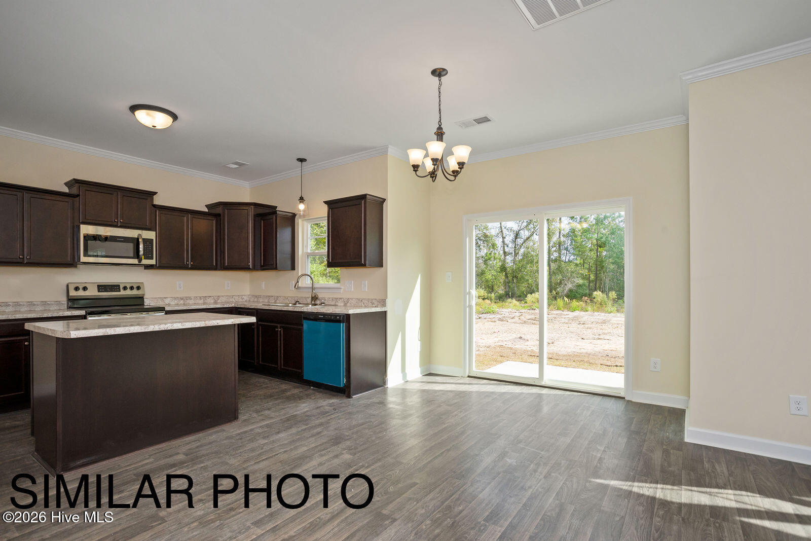 303 Sailview Creek Court #93 Property Photo 15