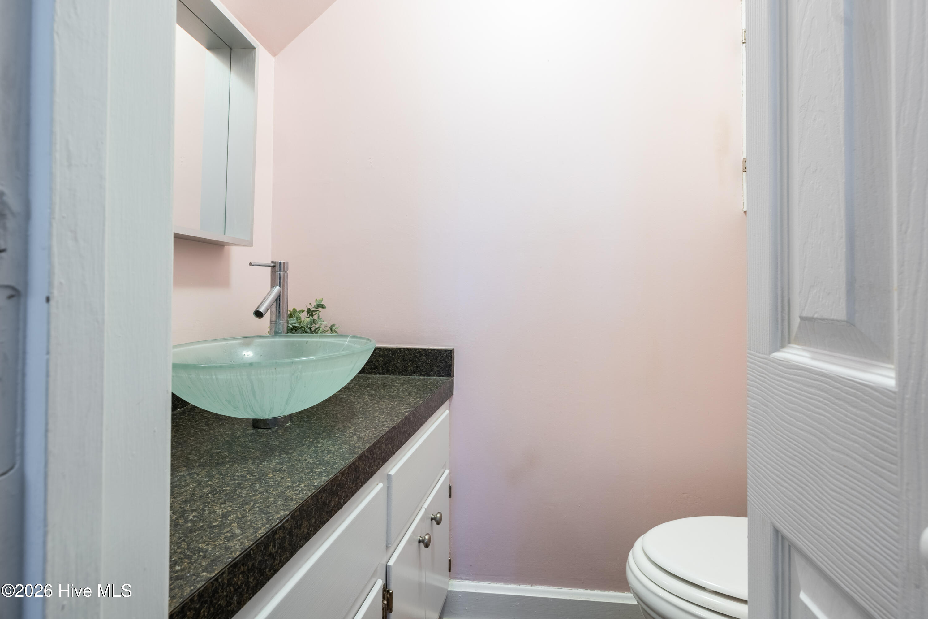2217 Nash Place N Property Photo 8