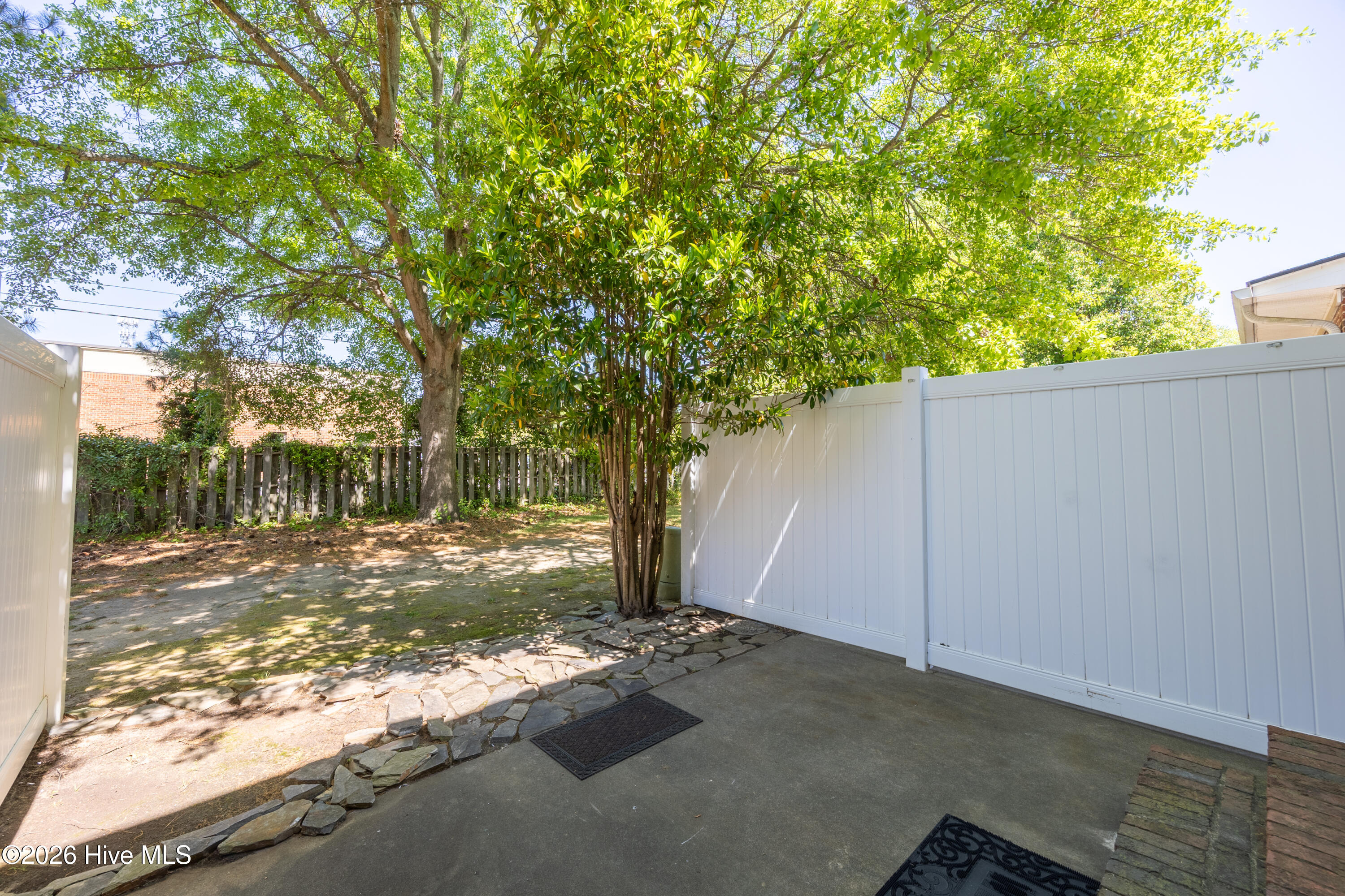 2217 Nash Place N Property Photo 13