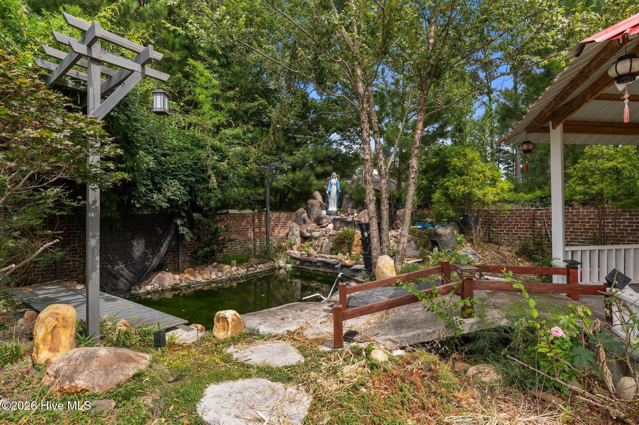 414 Crown Drive Property Photo 59