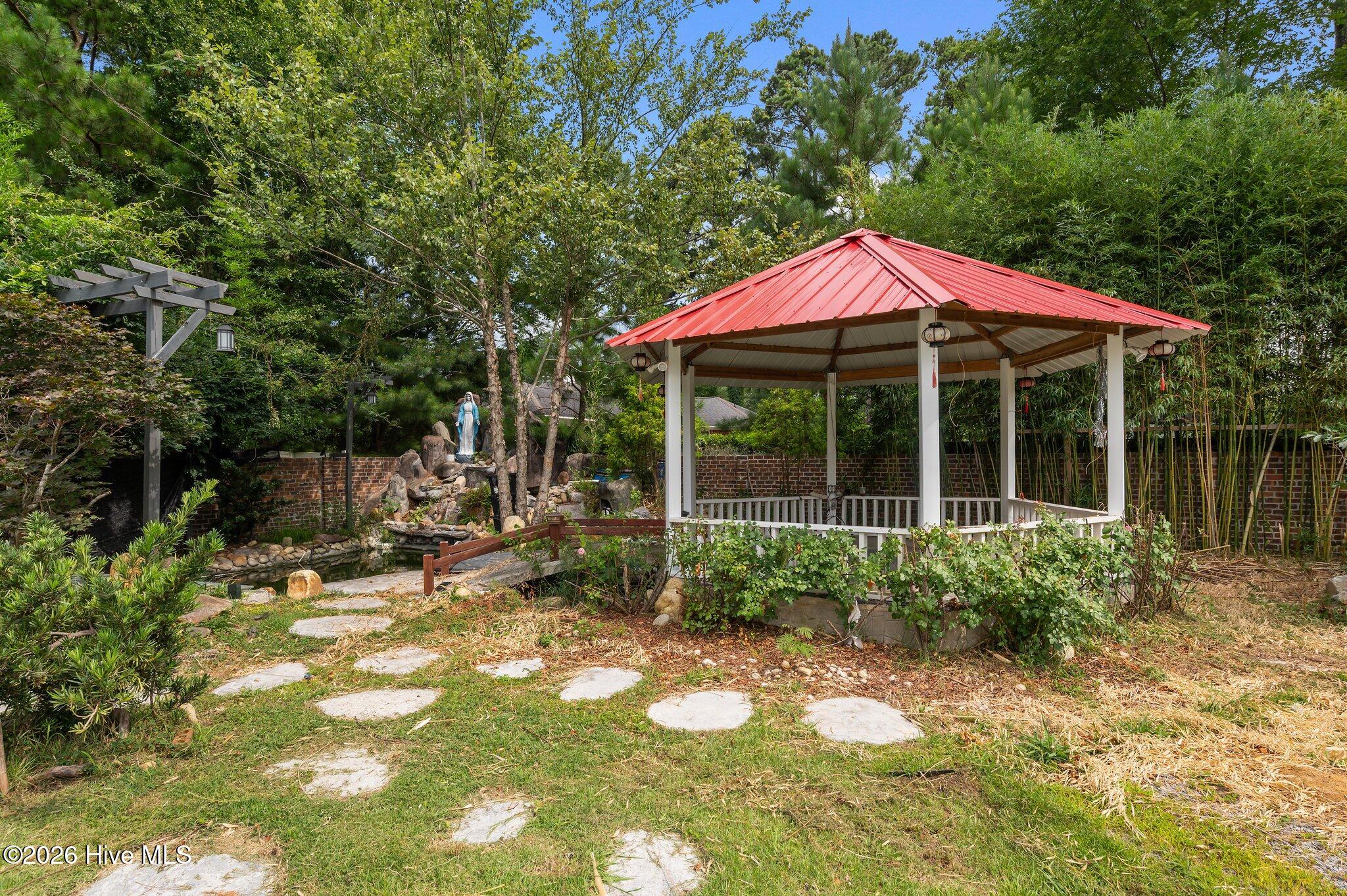 414 Crown Drive Property Photo 60