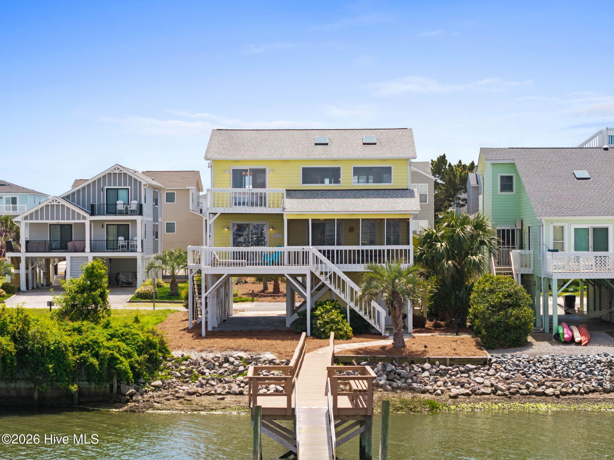 1511 Canal Drive Property Photo 3