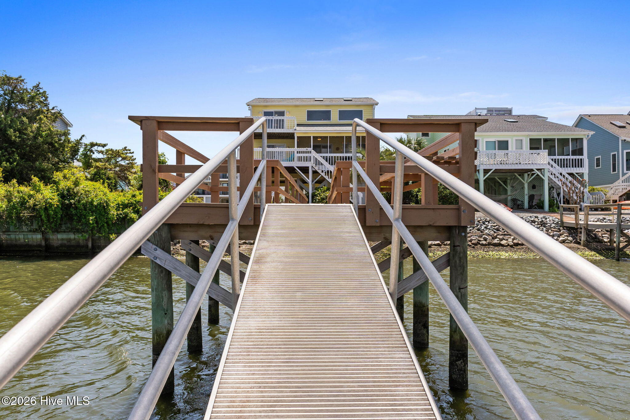 1511 Canal Drive Property Photo 6