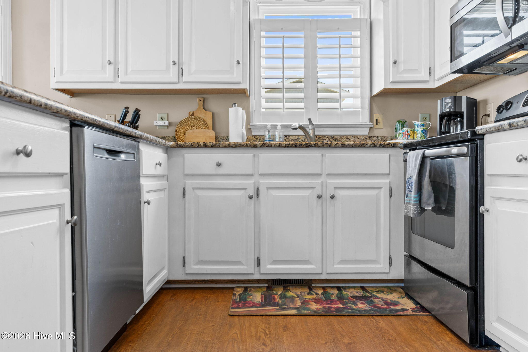 1511 Canal Drive Property Photo 23