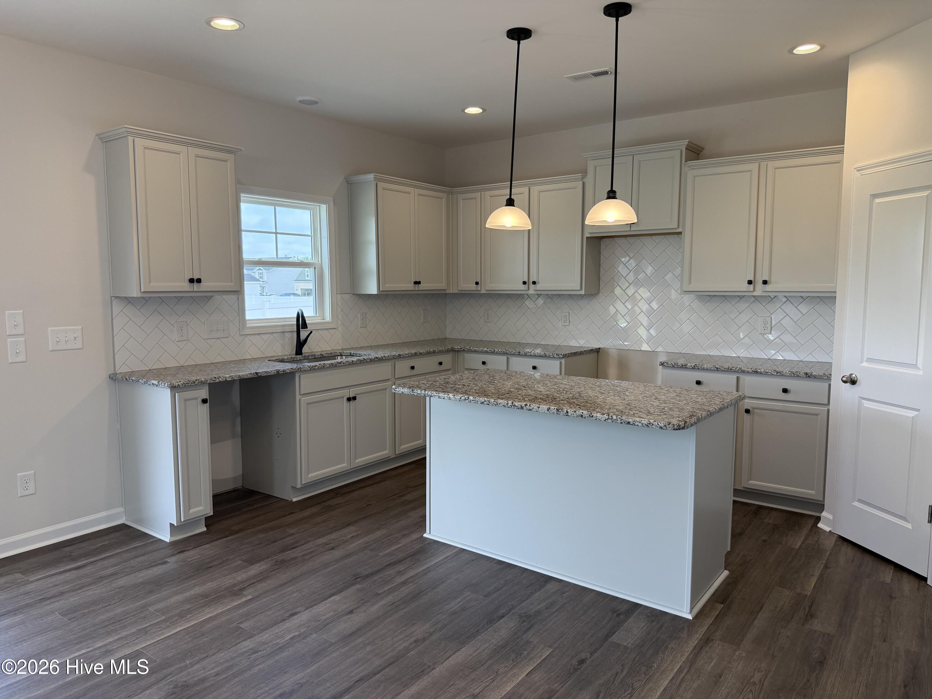 561 Ashley Heights (lot 17) Drive Property Photo 7