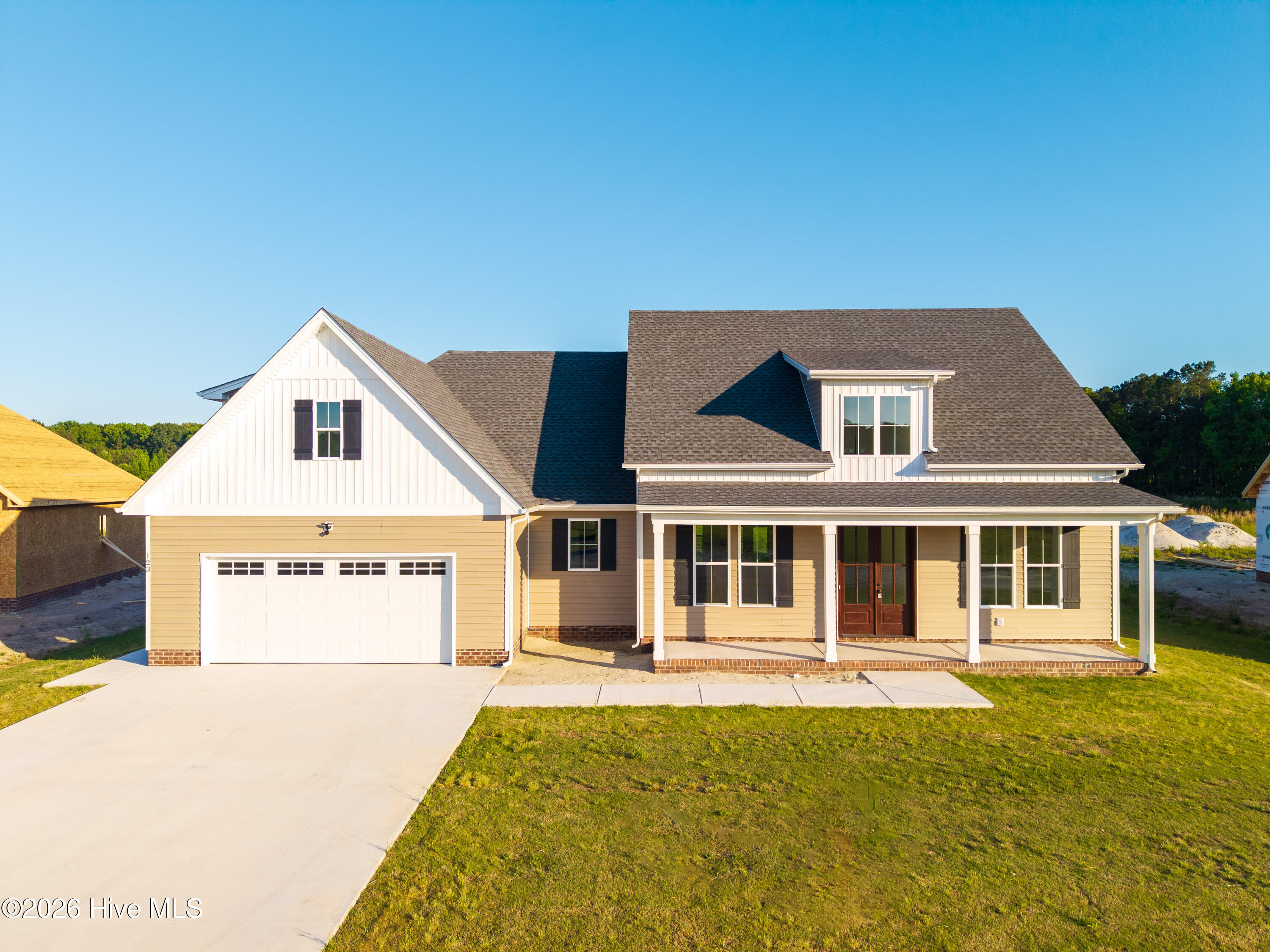 123 Copper Run Loop Property Photo 1