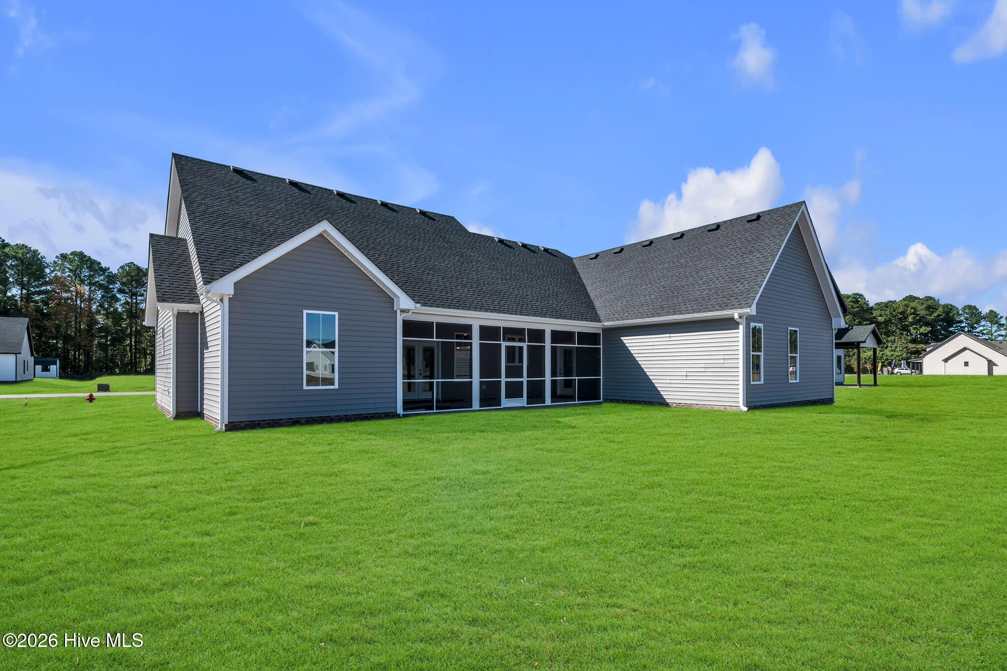 123 Copper Run Loop Property Photo 4