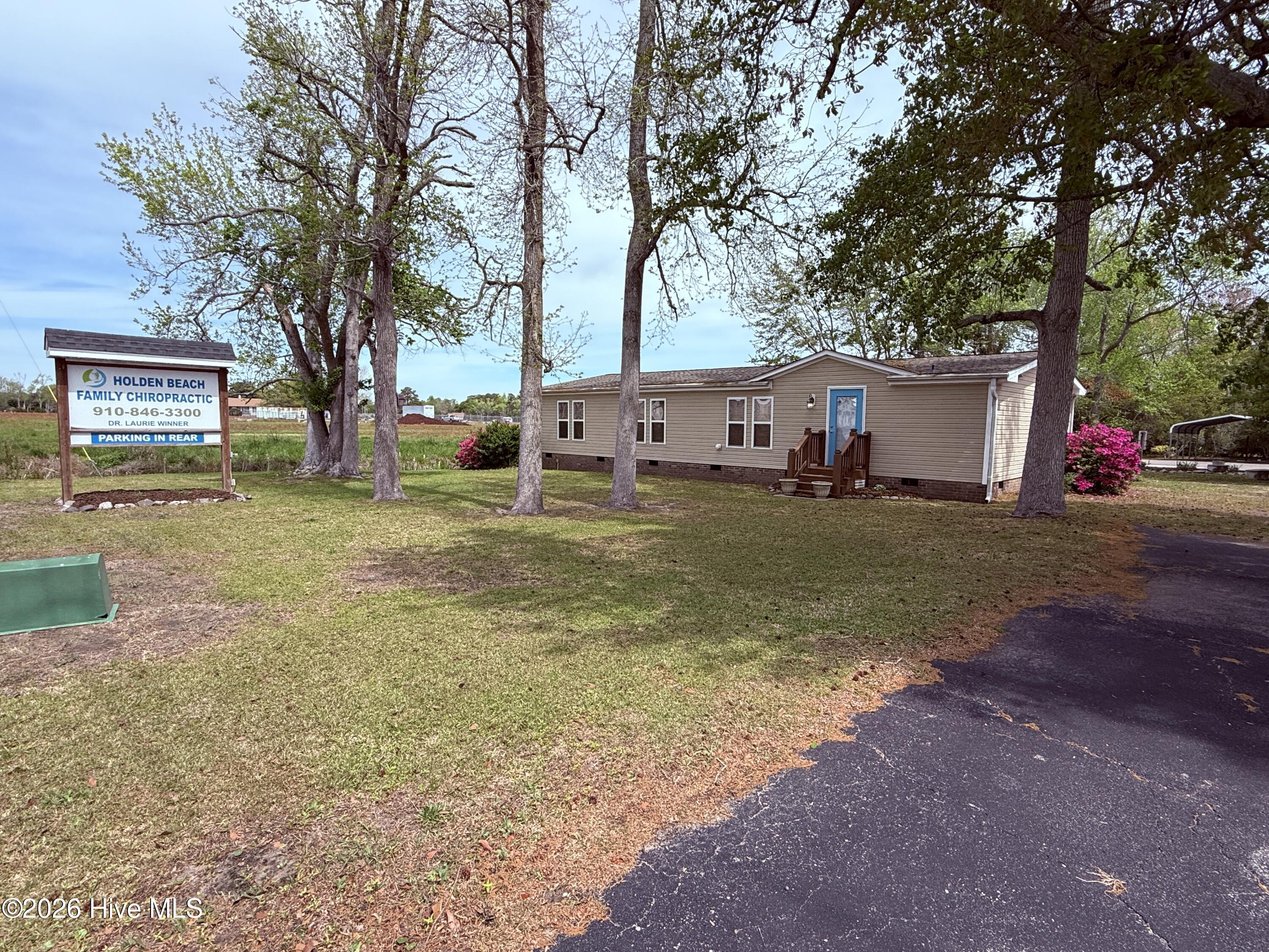 1786 Pine Valley Drive Sw Property Photo 3