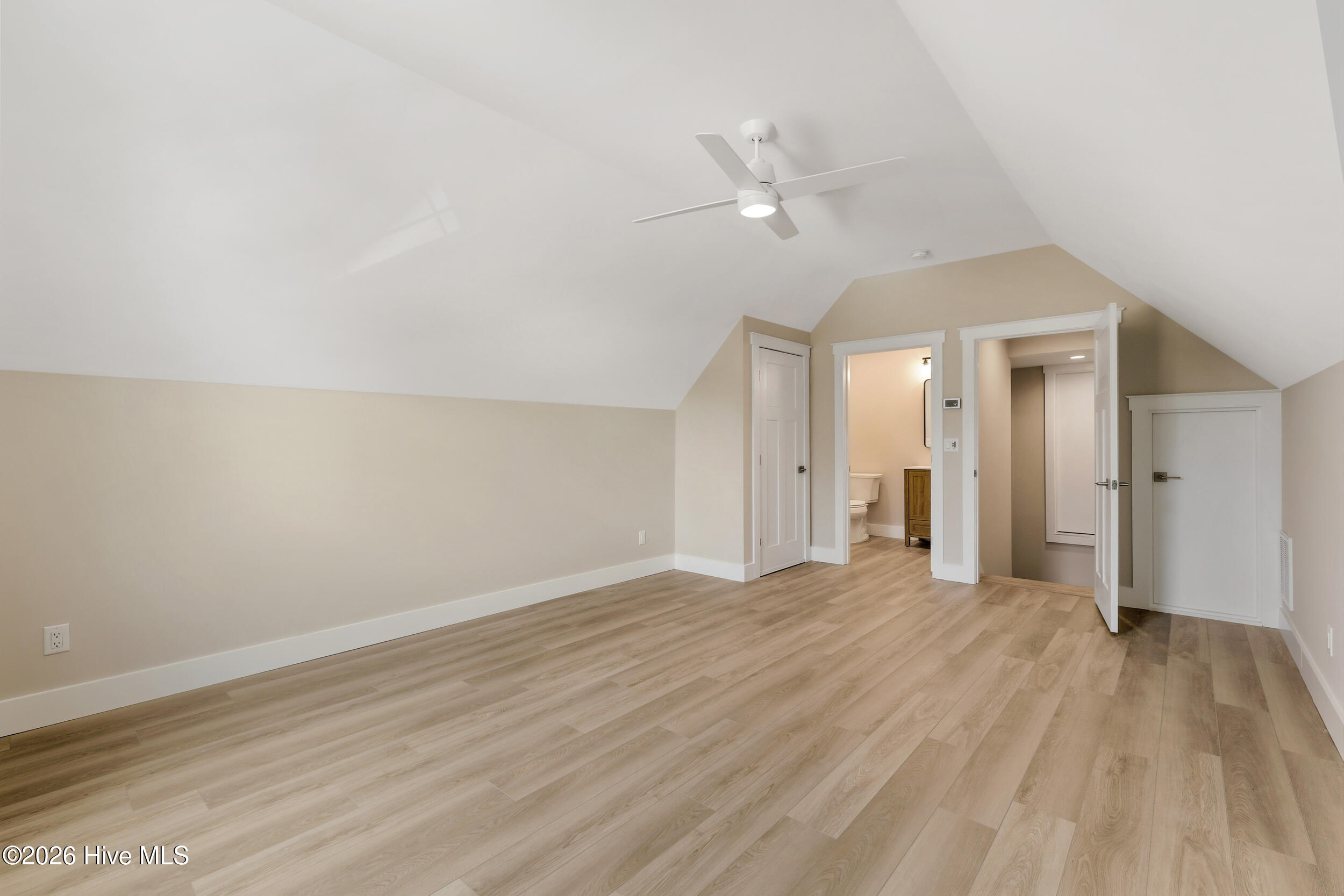 406 Compass Point Property Photo 44
