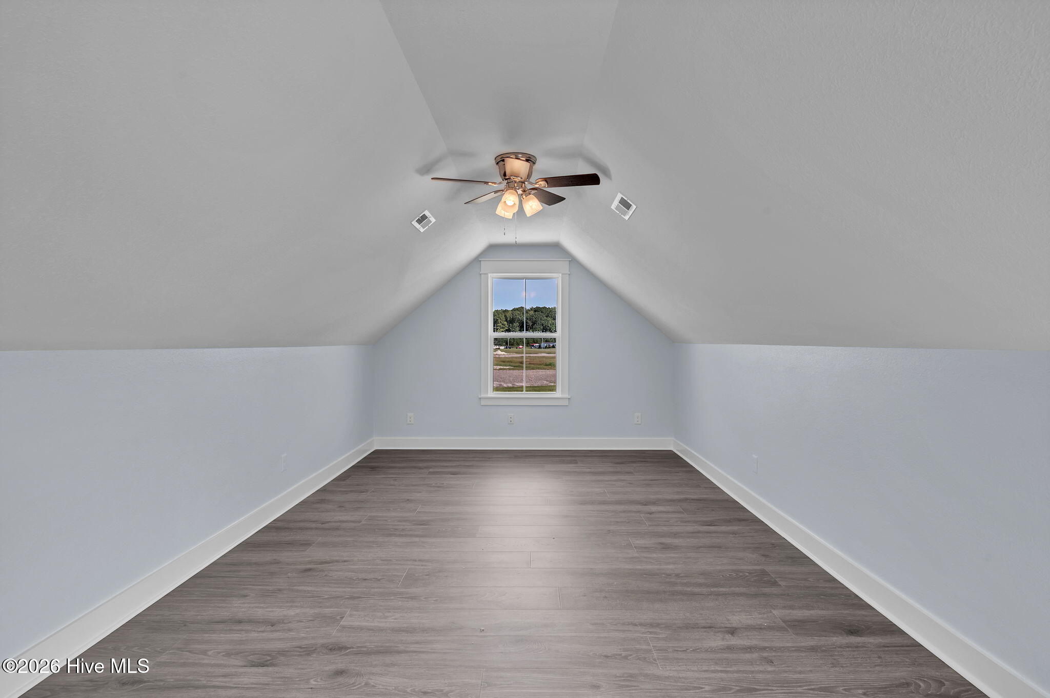 121 Copper Run Loop Property Photo 10