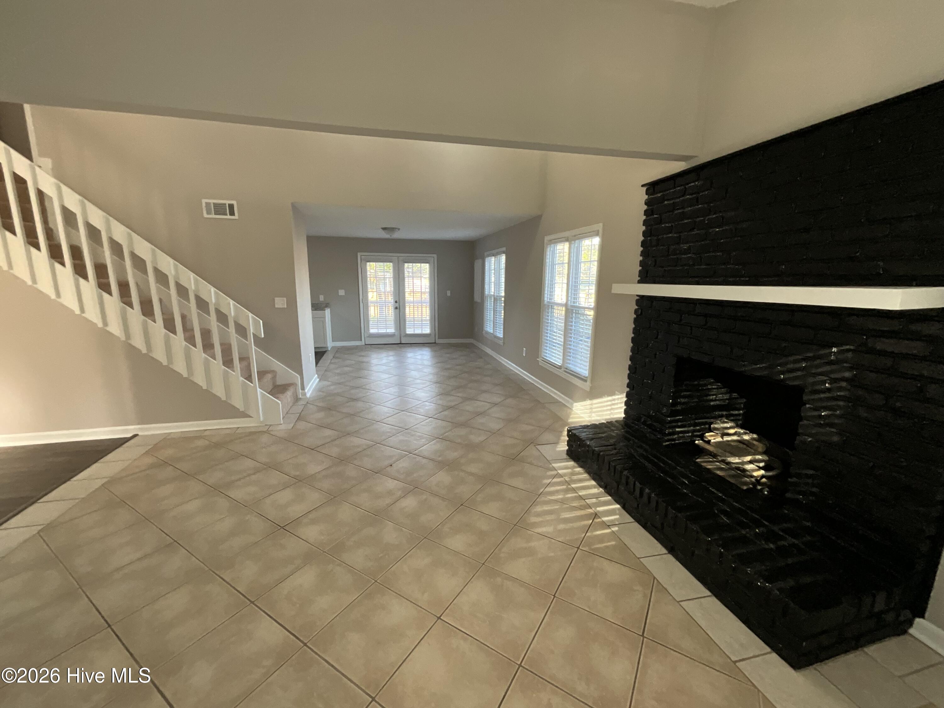 3203 Gordon Drive Property Photo 6
