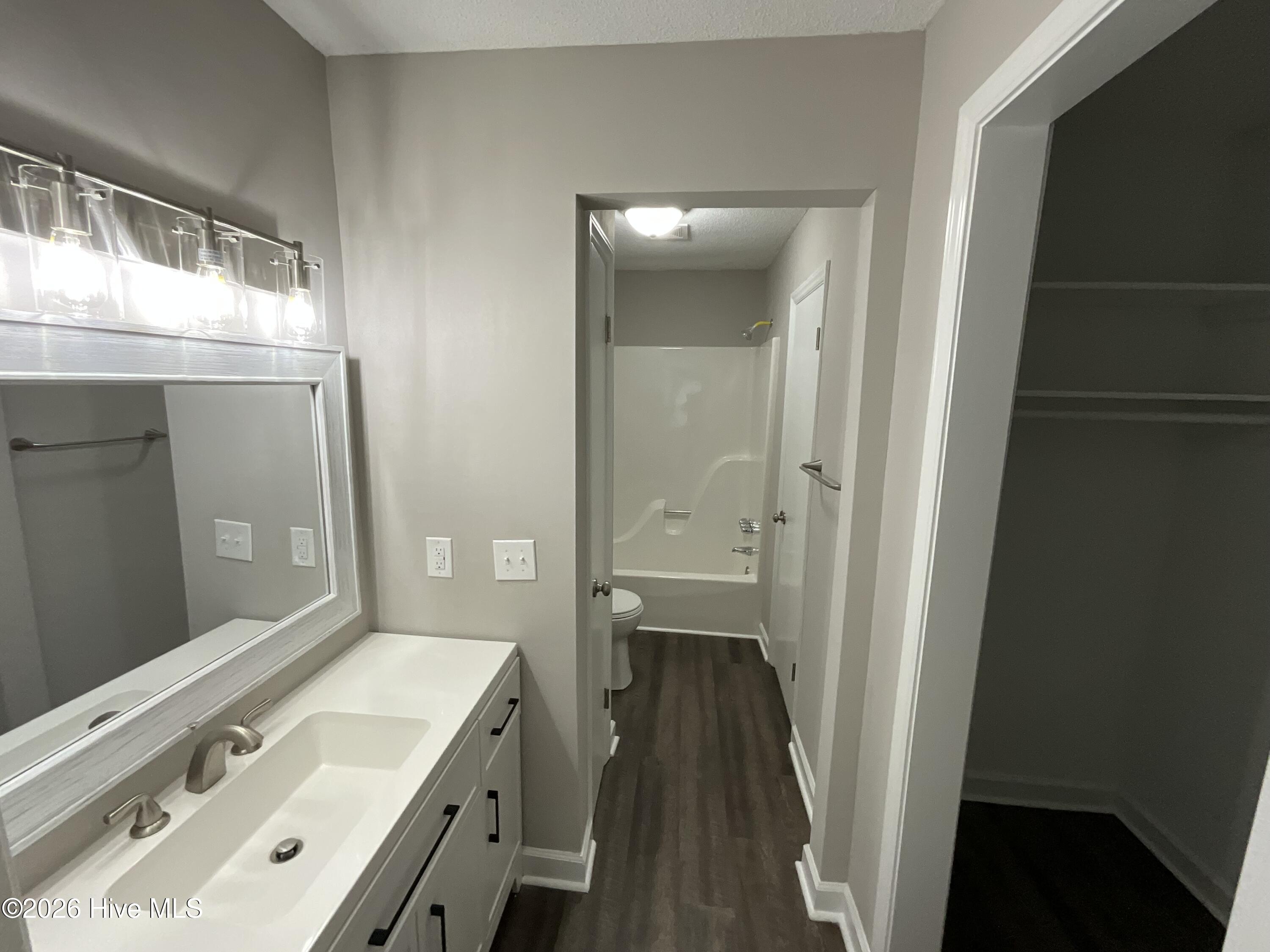 3203 Gordon Drive Property Photo 12