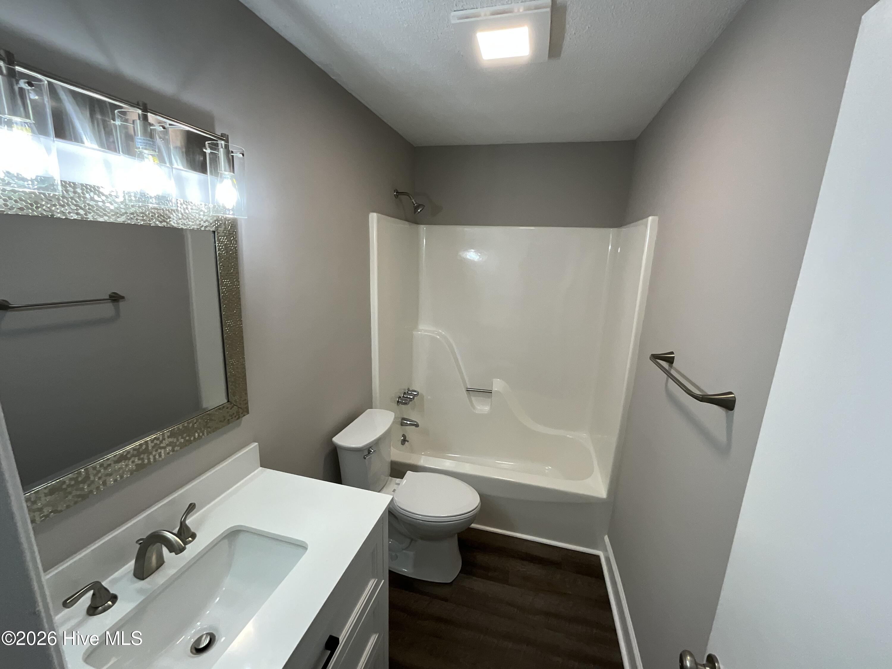 3203 Gordon Drive Property Photo 15