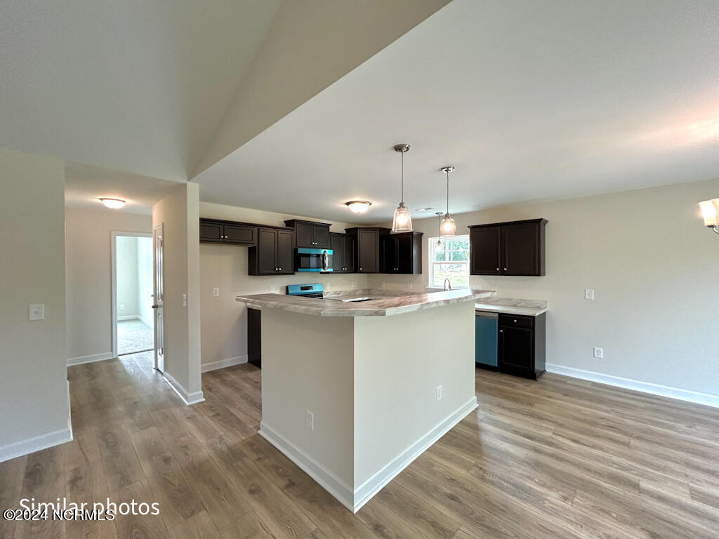811 N Sandy Shore Court Property Photo 10