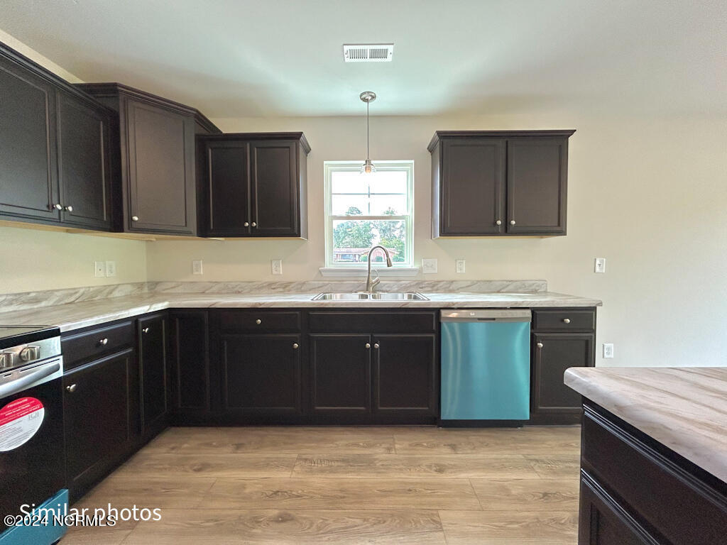 811 N Sandy Shore Court Property Photo 16