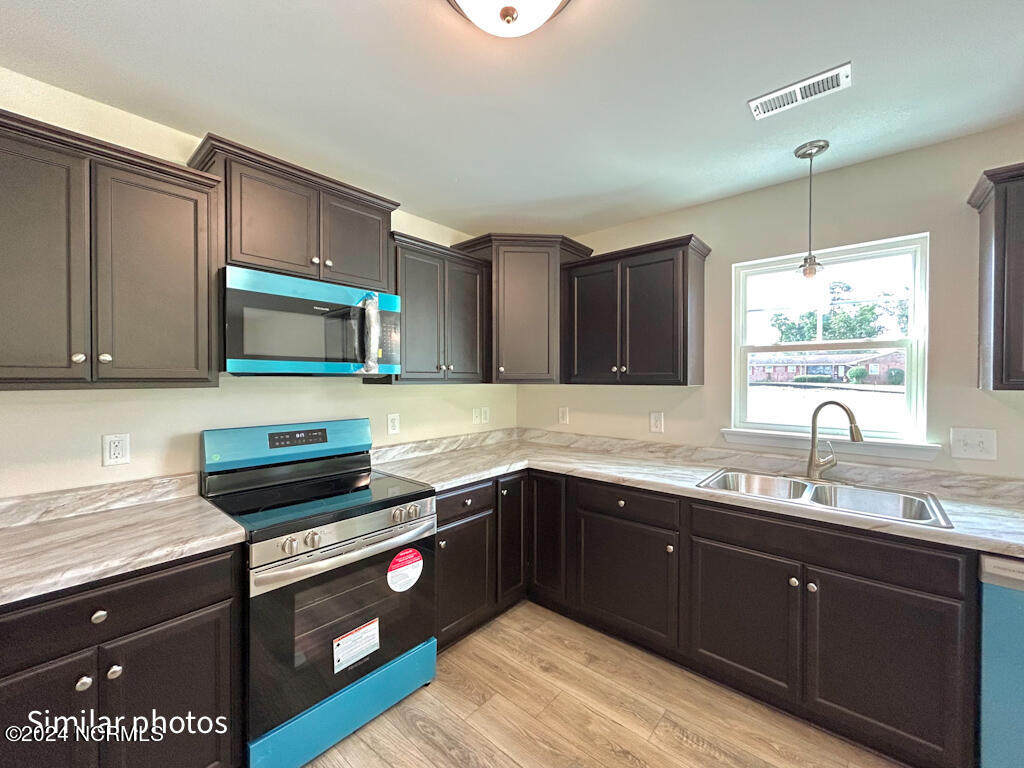 811 N Sandy Shore Court Property Photo 17