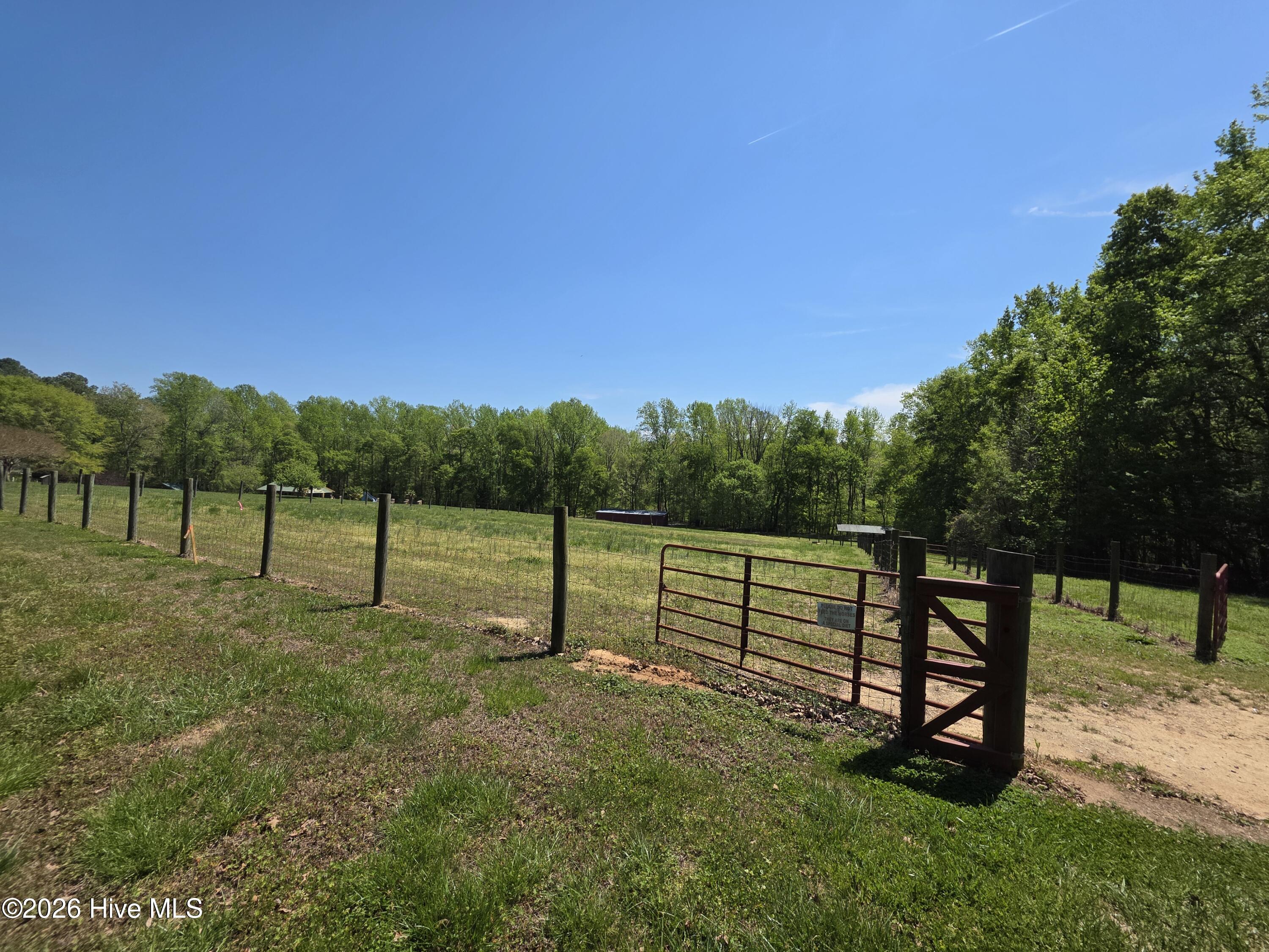 000 Johnson Town Road Property Photo 2