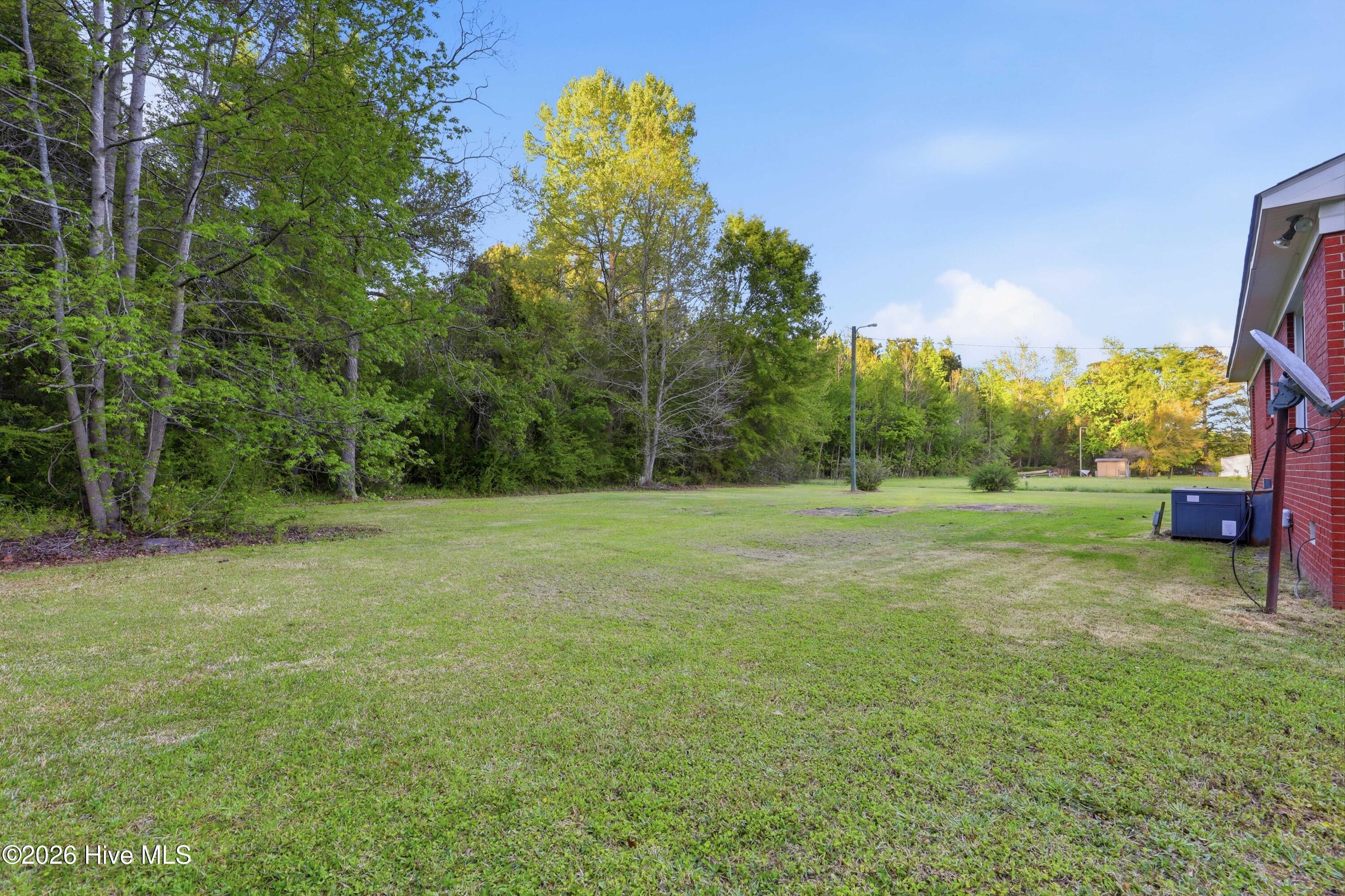 6566 Hwy 41 W Property Photo 5