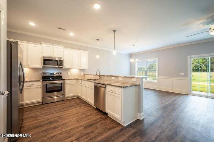 3509 Richter Way B Property Photo 6