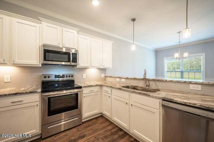 3509 Richter Way B Property Photo 7