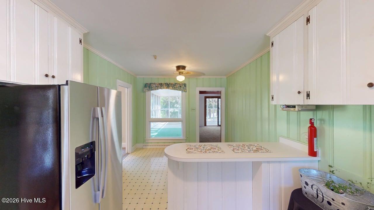 245 S Hillcrest Drive Property Photo 12