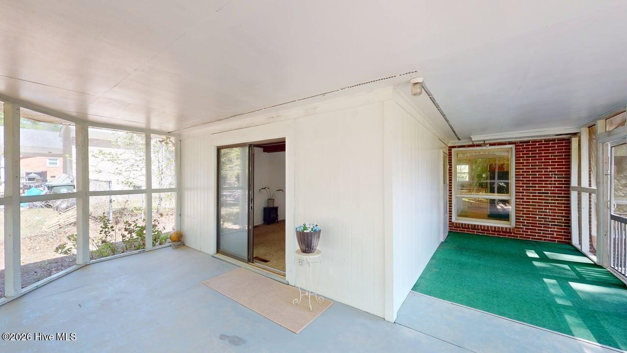 245 S Hillcrest Drive Property Photo 25