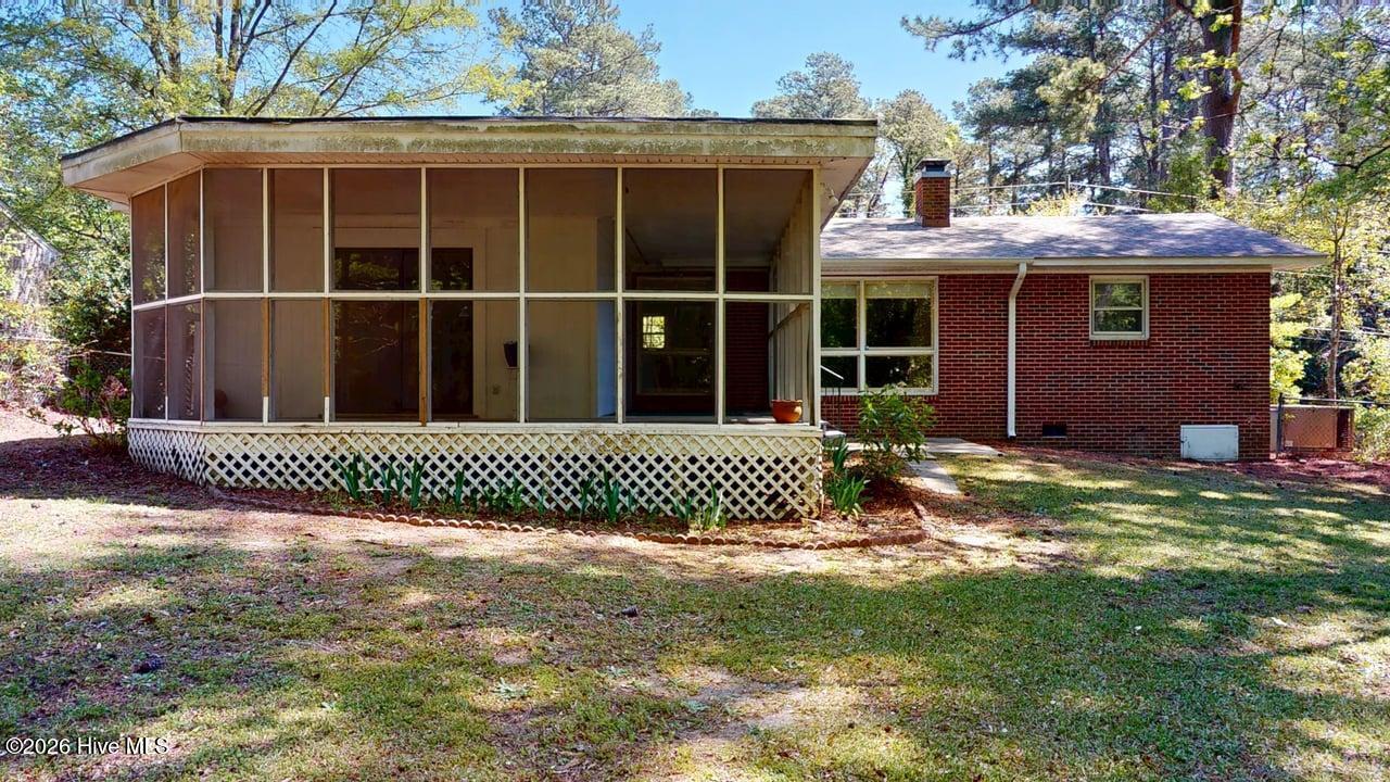 245 S Hillcrest Drive Property Photo 44