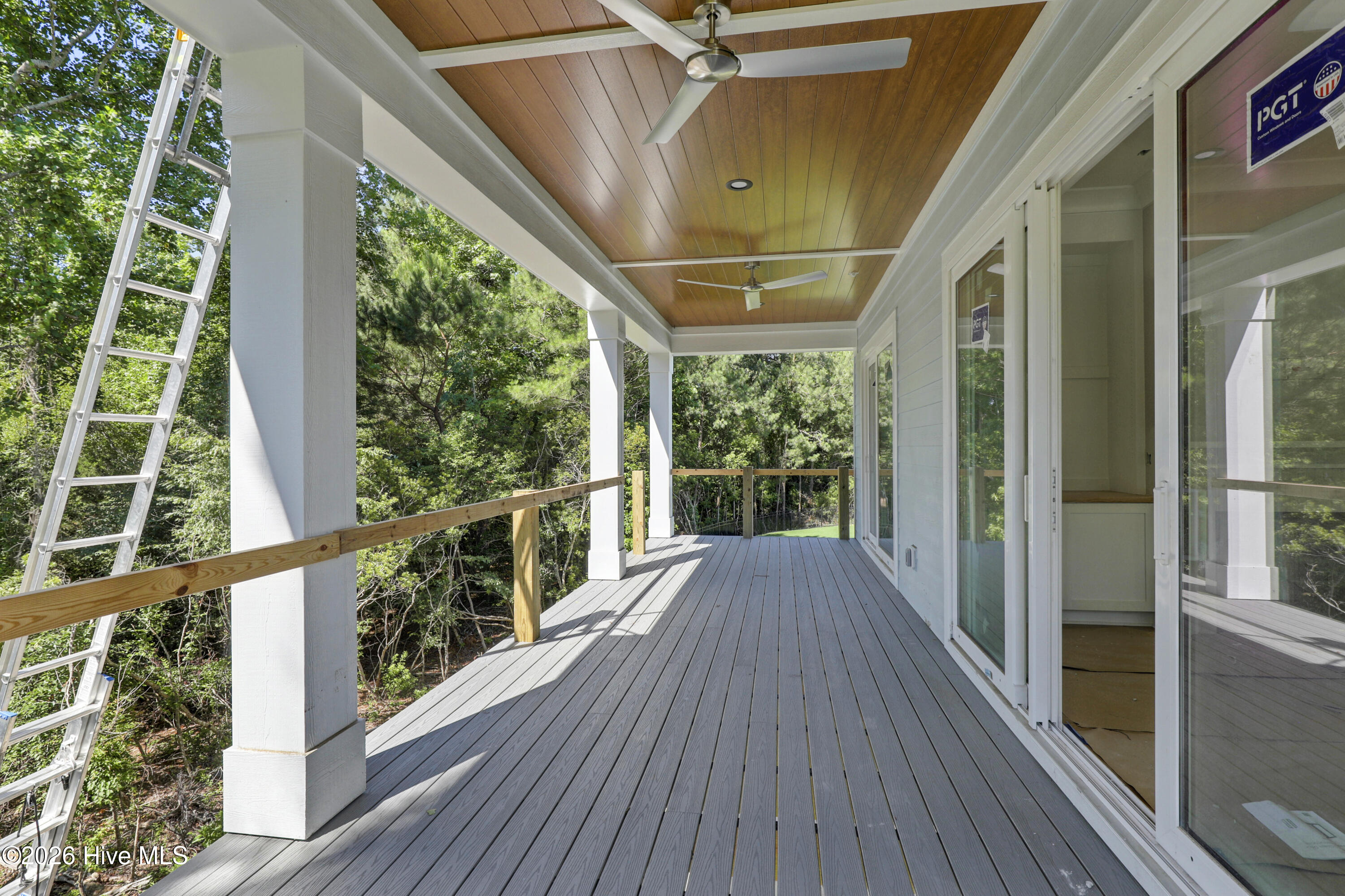 828 Lake Willow Way Property Photo 14