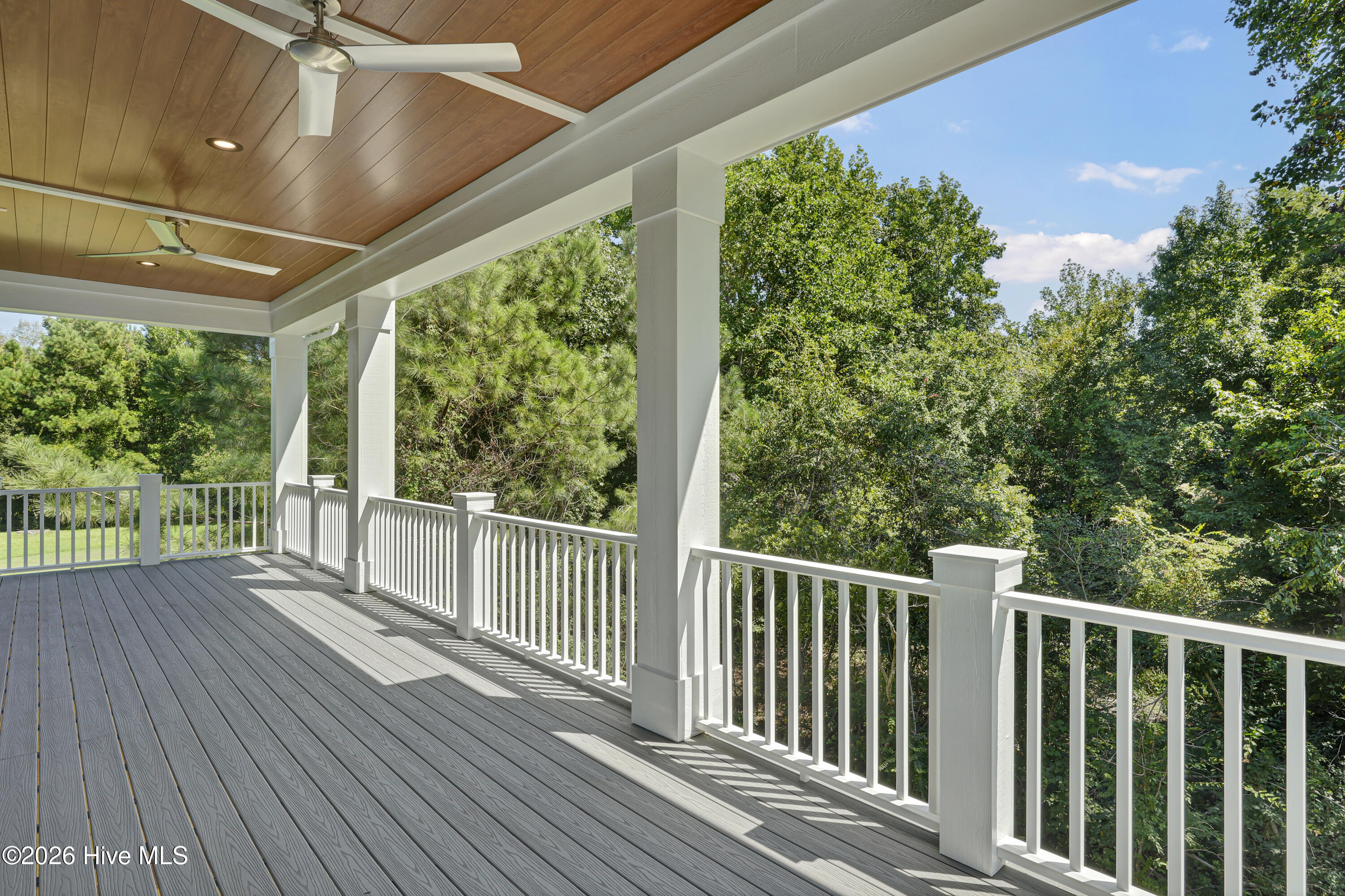 828 Lake Willow Way Property Photo 16