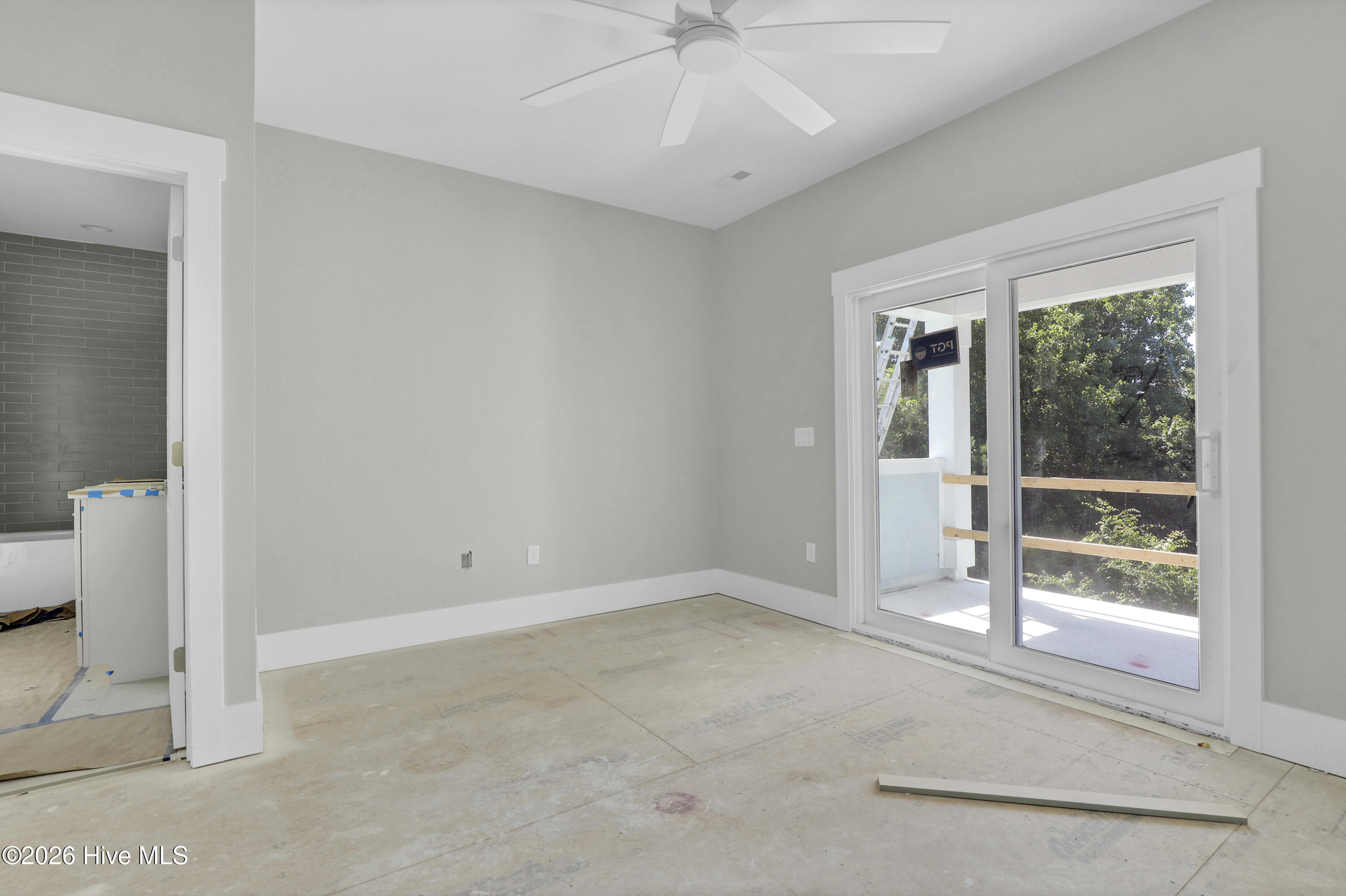 828 Lake Willow Way Property Photo 27
