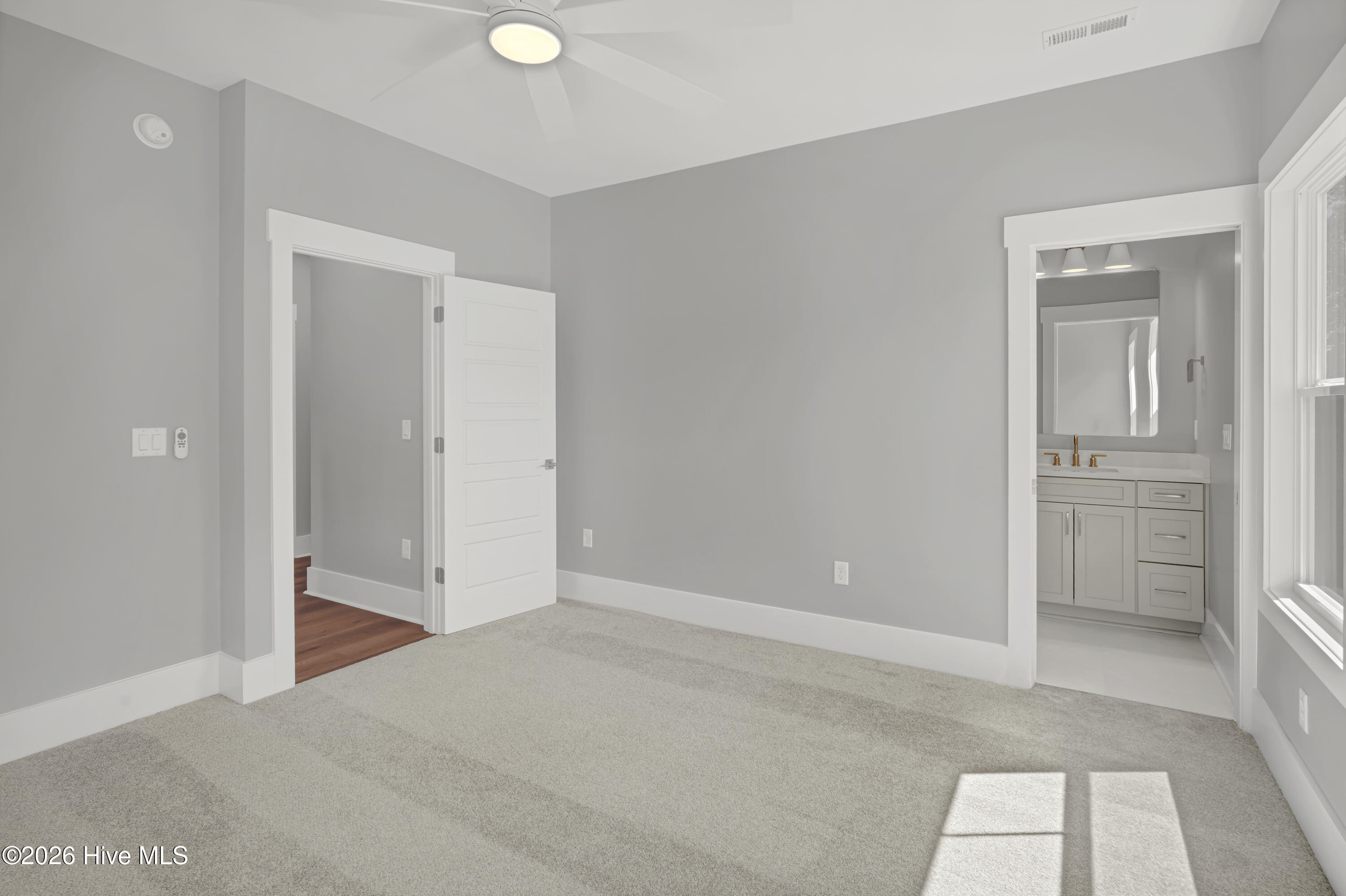 828 Lake Willow Way Property Photo 39