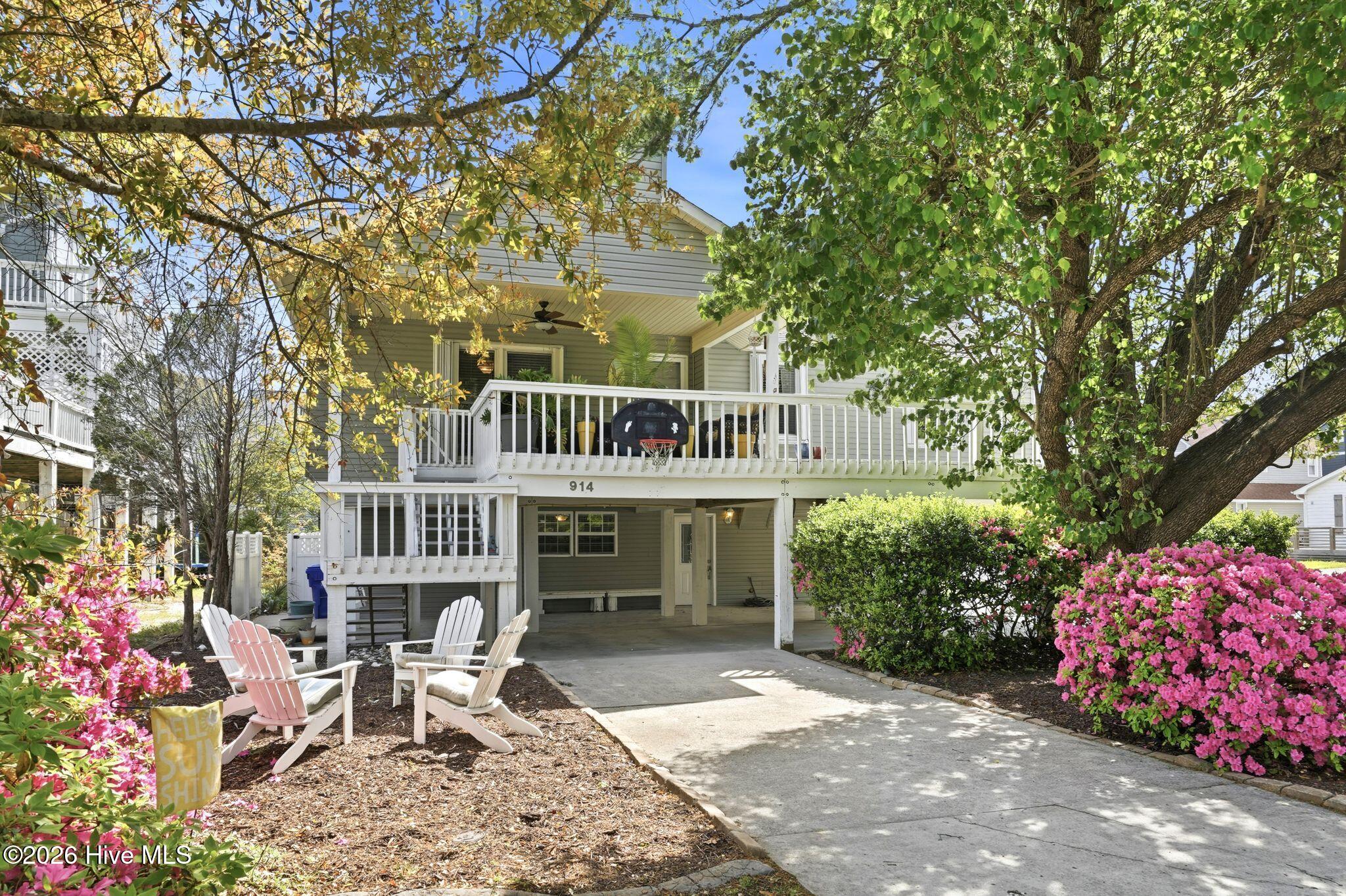 914 Oceanward Lane Property Photo 1