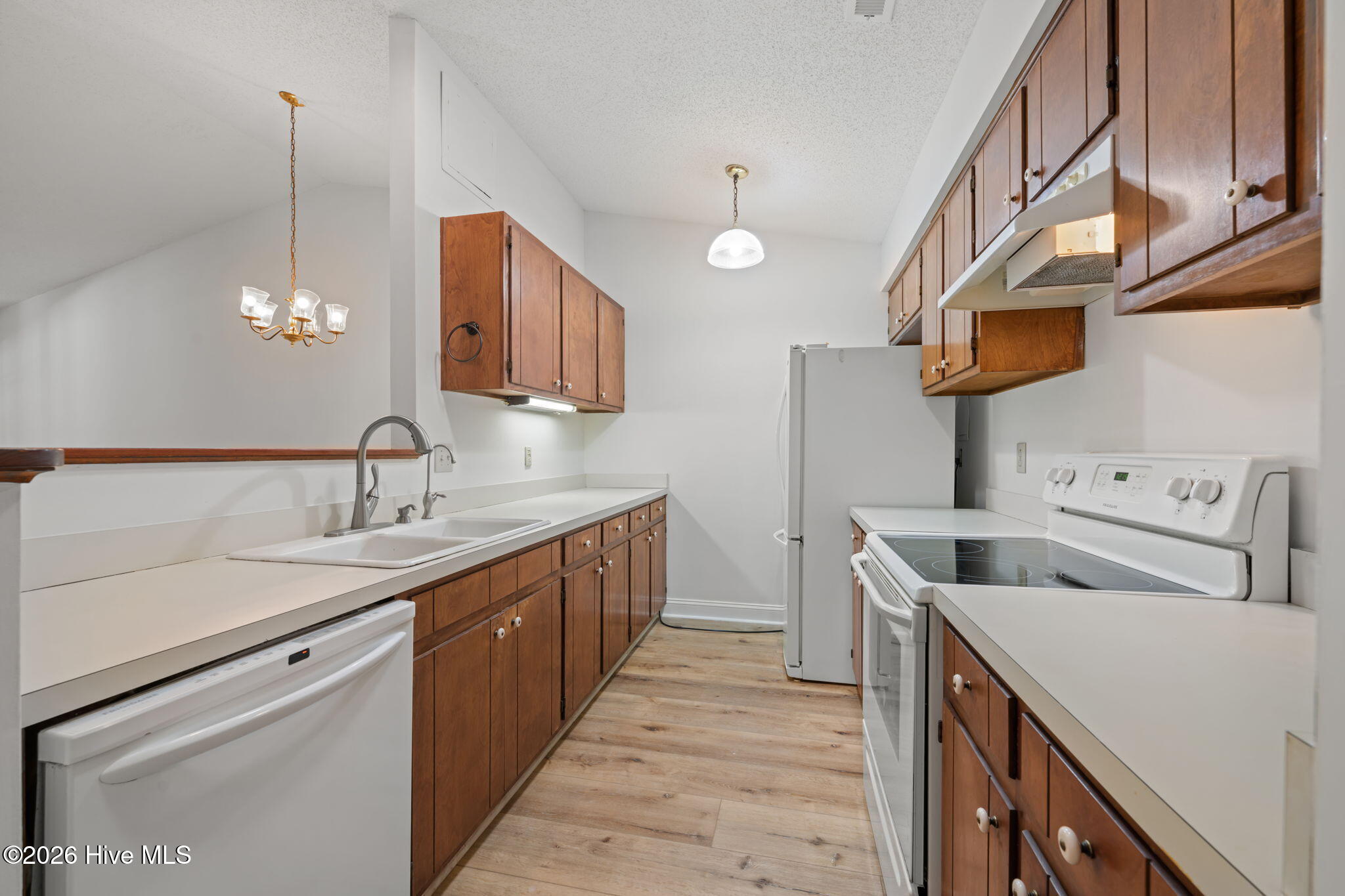 1117 Gilgo Road Property Photo 8