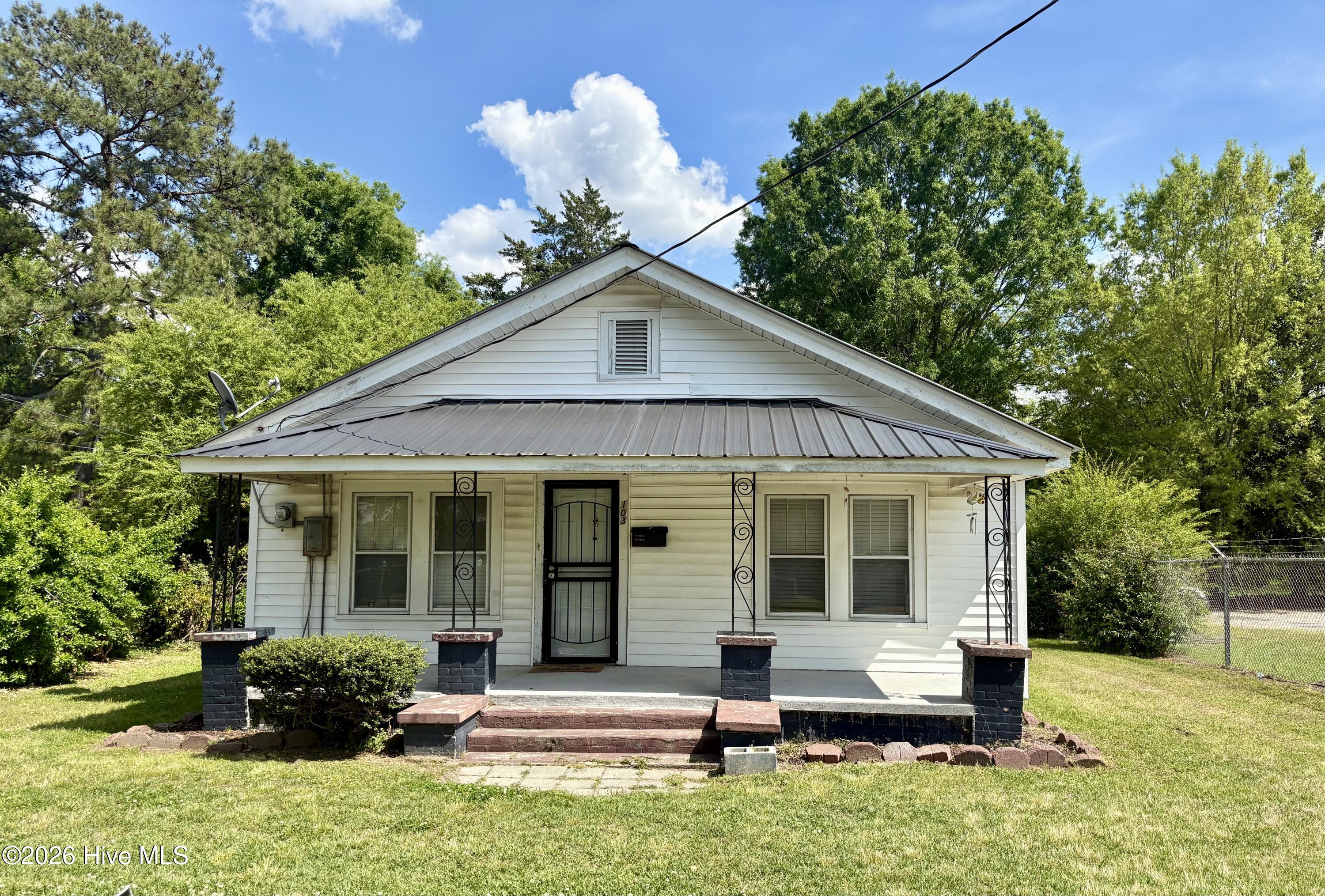 103 S Wooten Street Property Photo 1