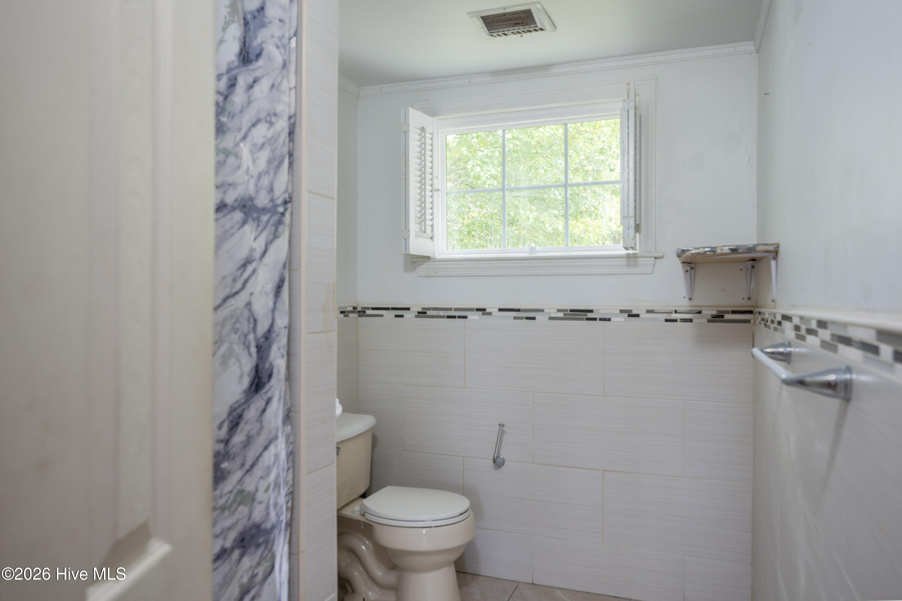 321 N Church Avenue Property Photo 21