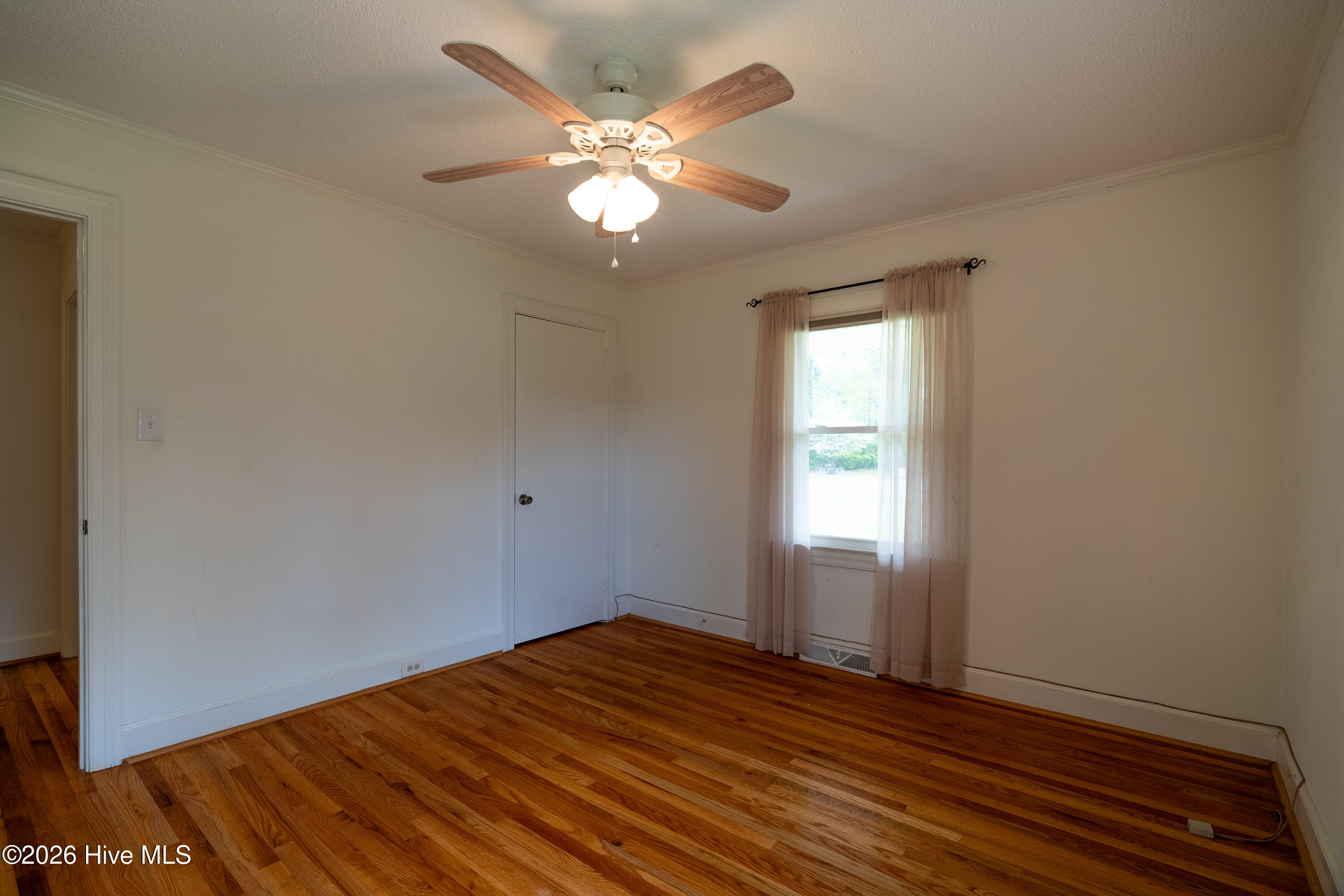 1226 Hwy 58 S Property Photo 6