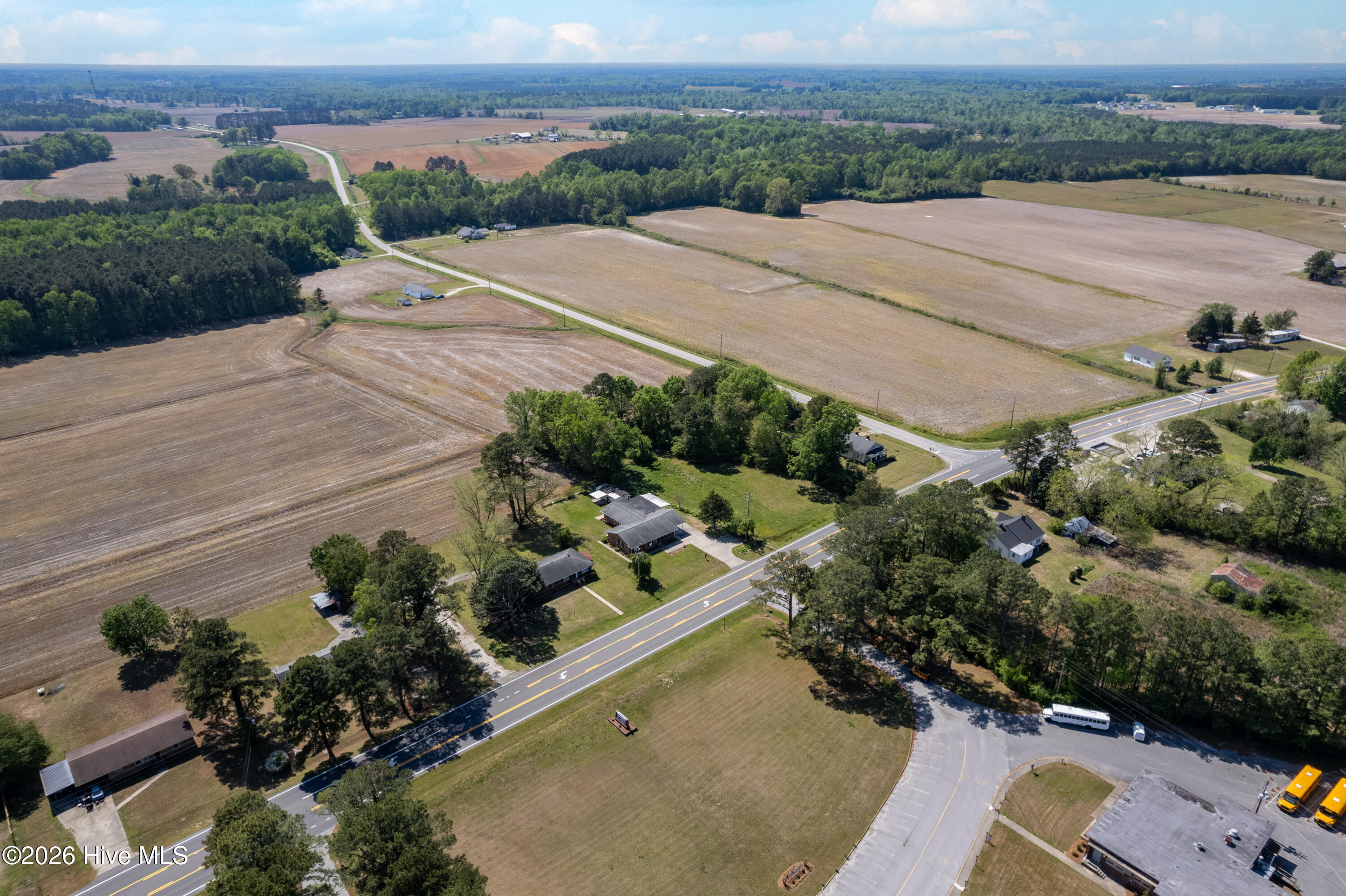 1226 Hwy 58 S Property Photo 45