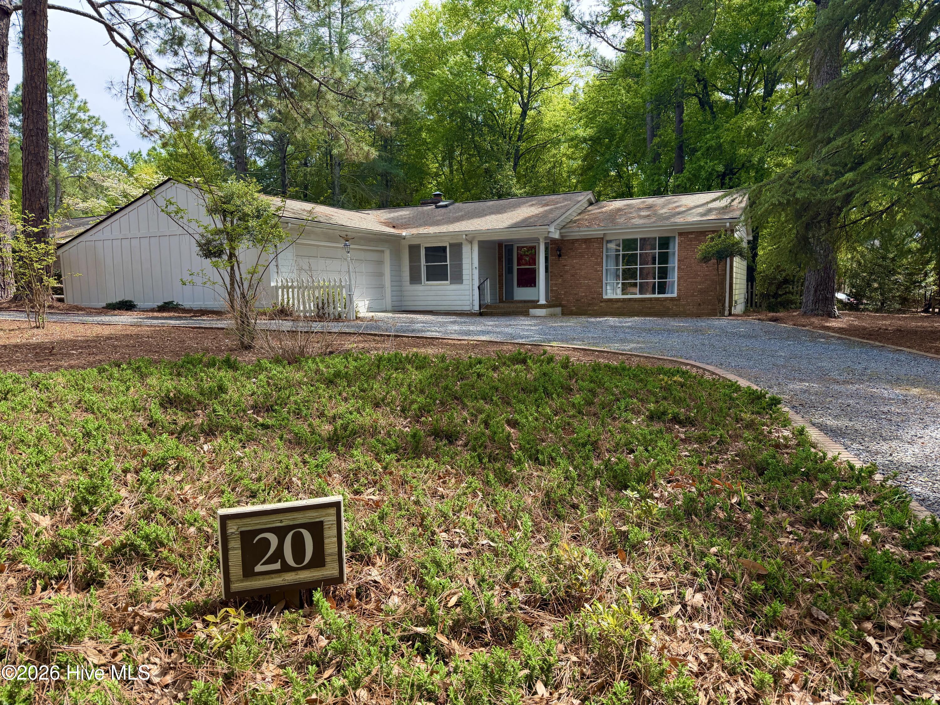 20 Merion Circle Property Photo 1