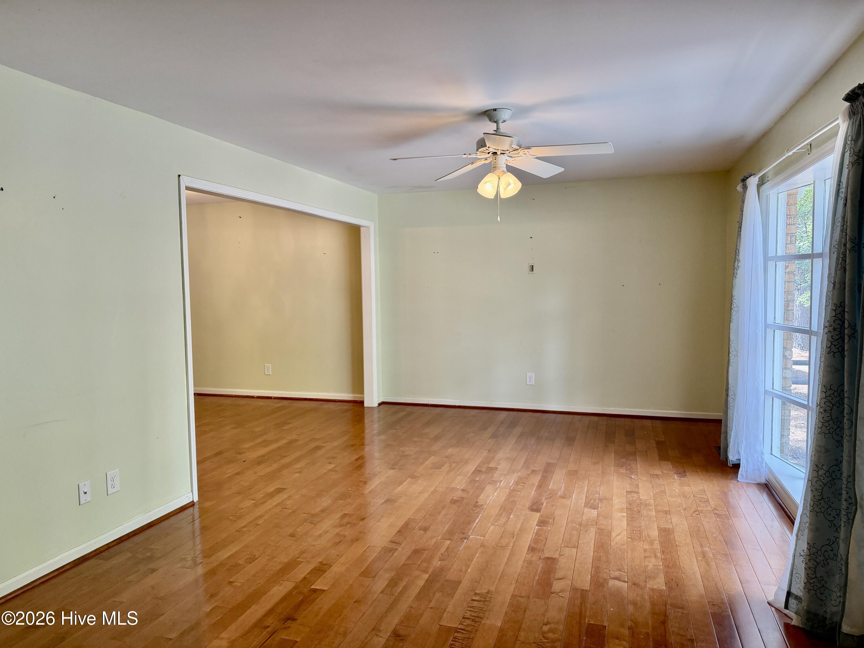 20 Merion Circle Property Photo 5